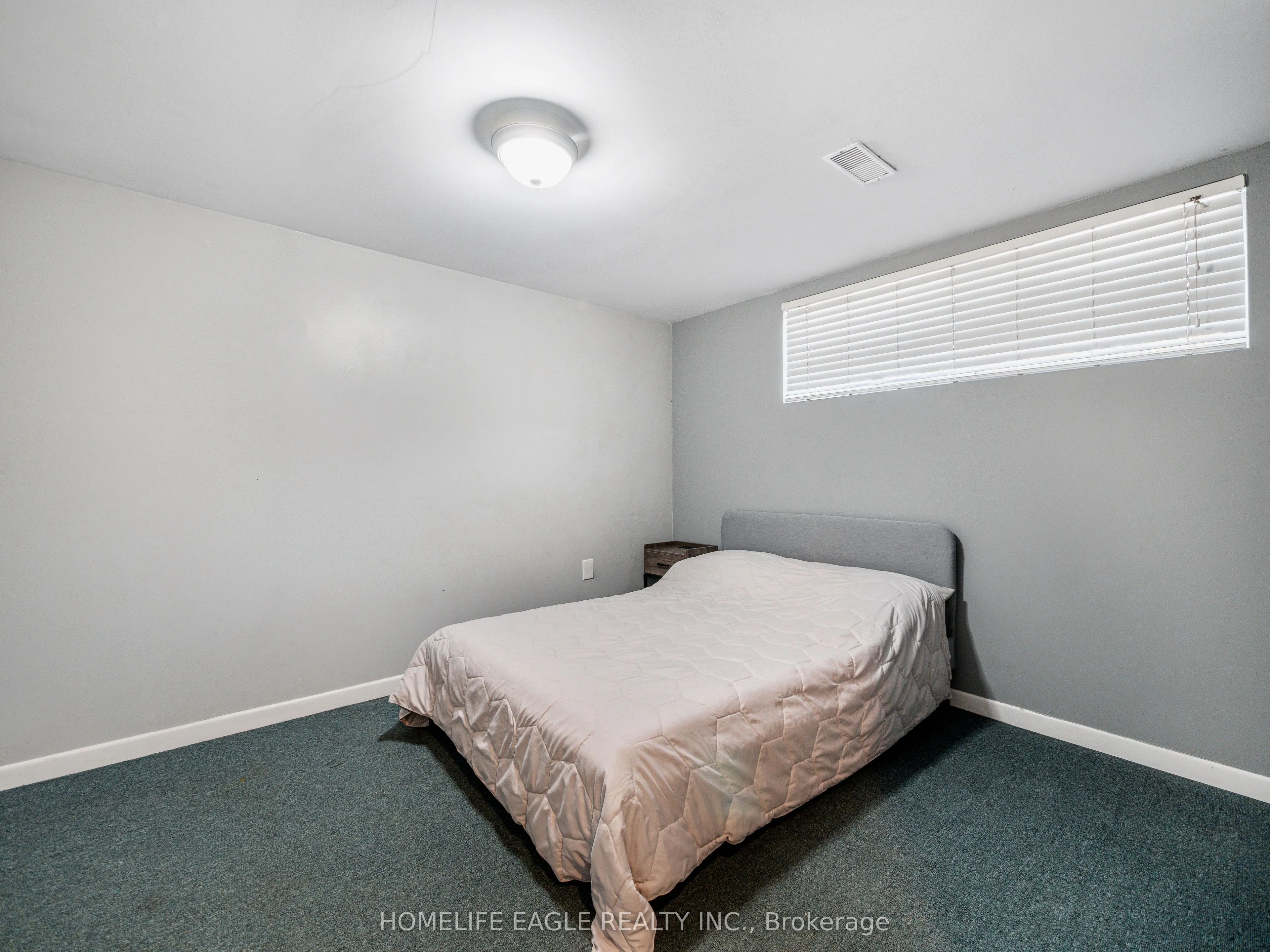11 Knollside Drive