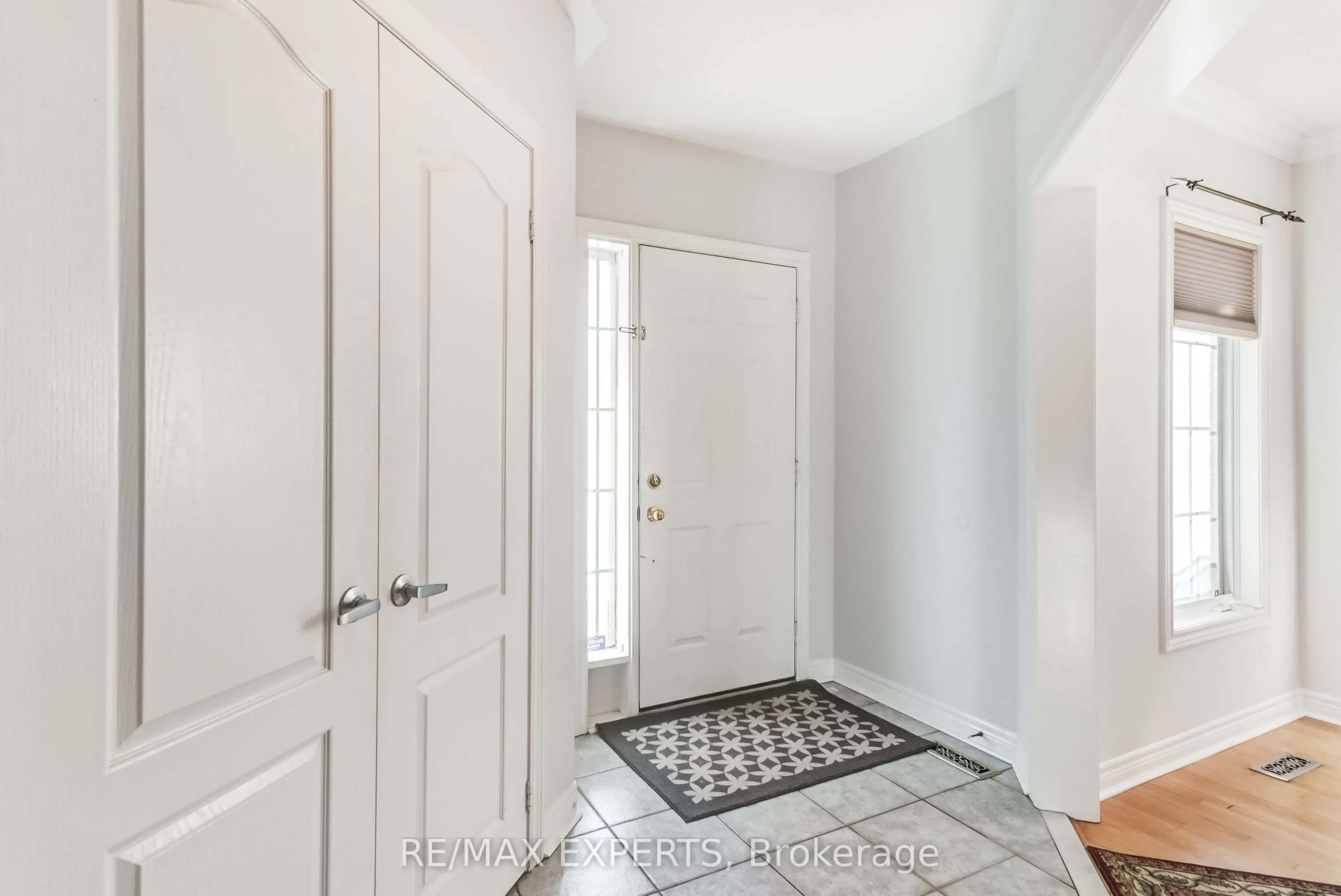 8 Pine Hollow Crescent