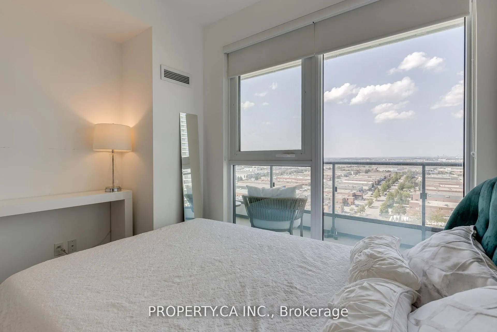5 Buttermill Avenue, #1711