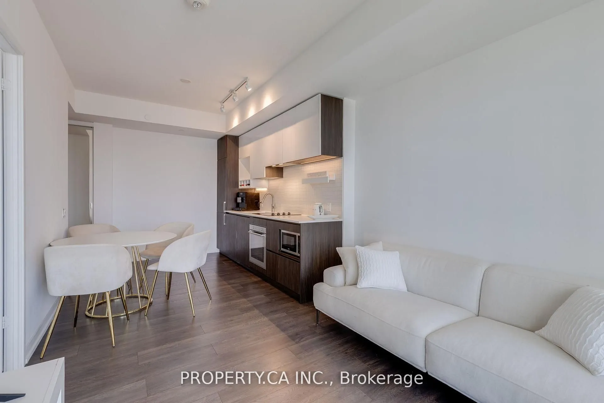 5 Buttermill Avenue, #1711