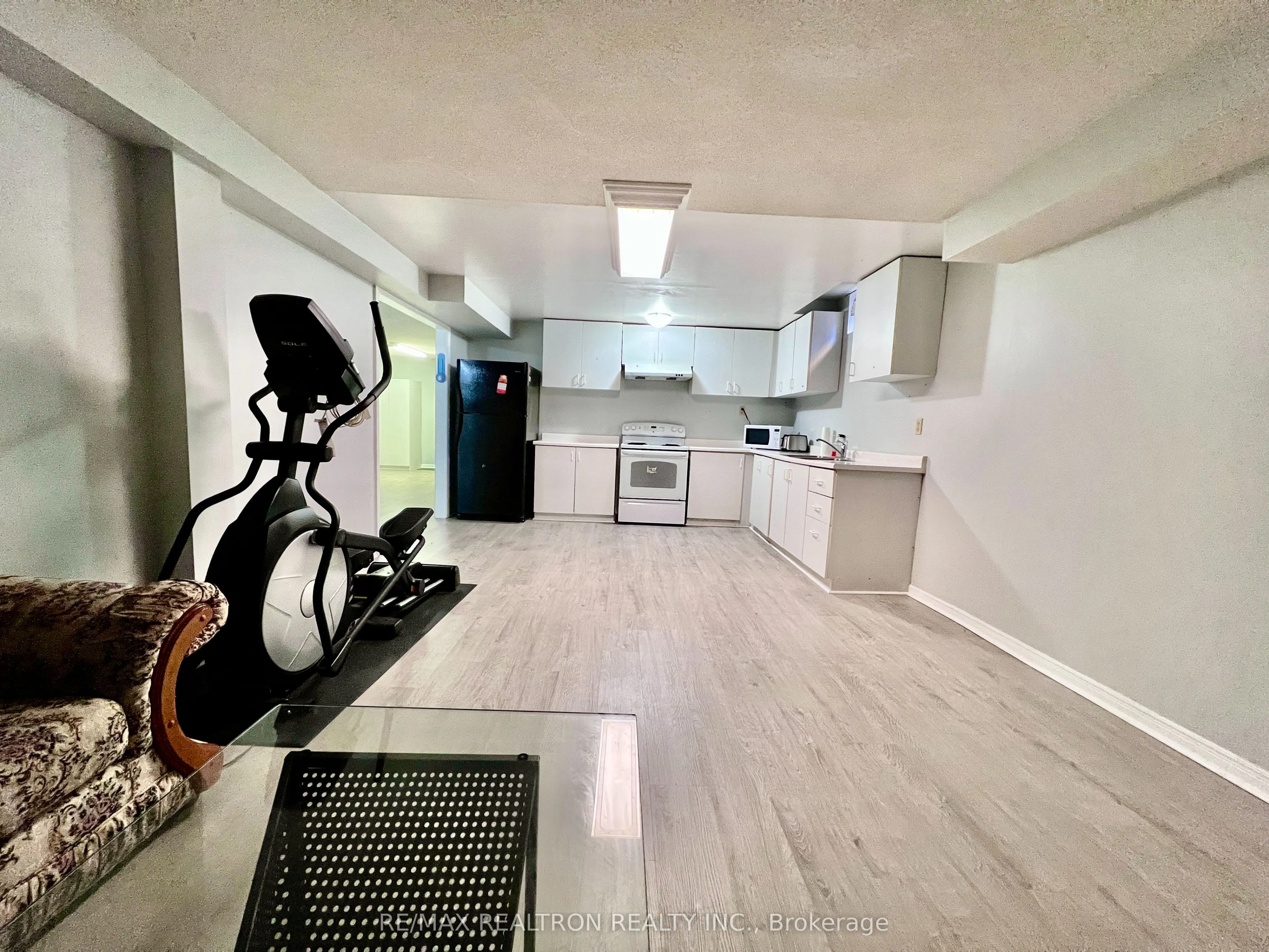 35 Soho Crescent, #Basement
