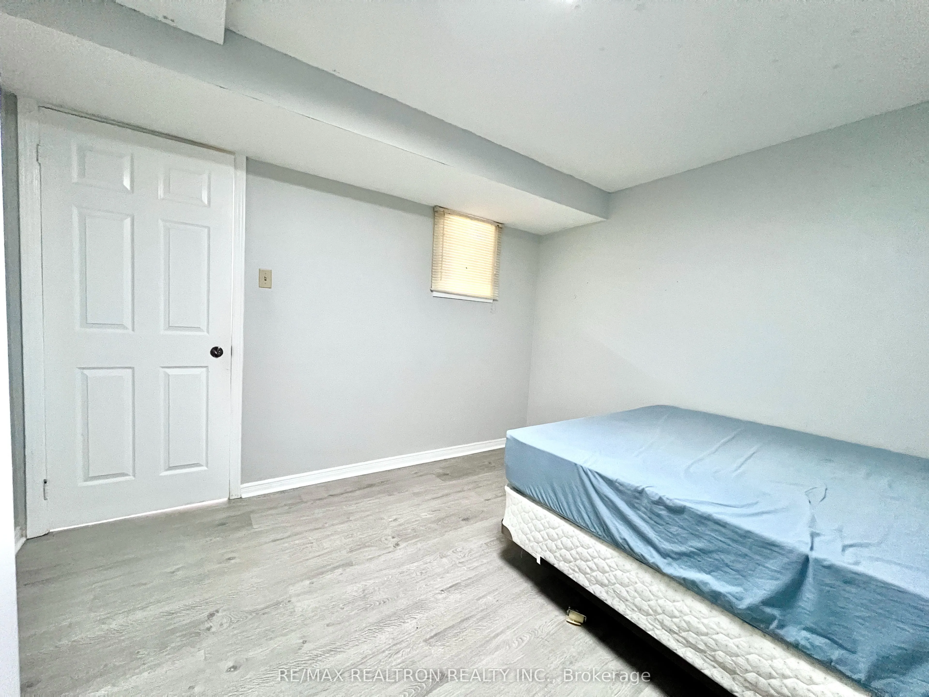 35 Soho Crescent, #Basement