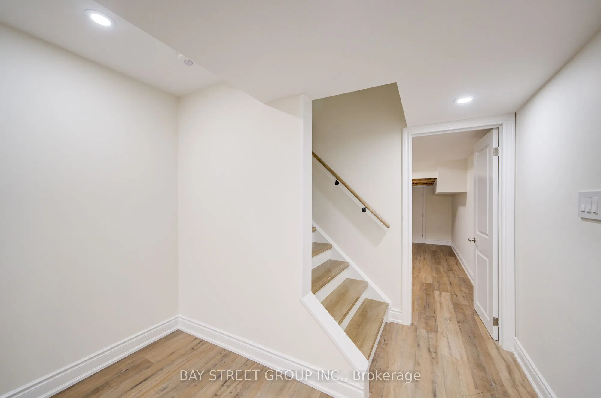 87 McCague Avenue