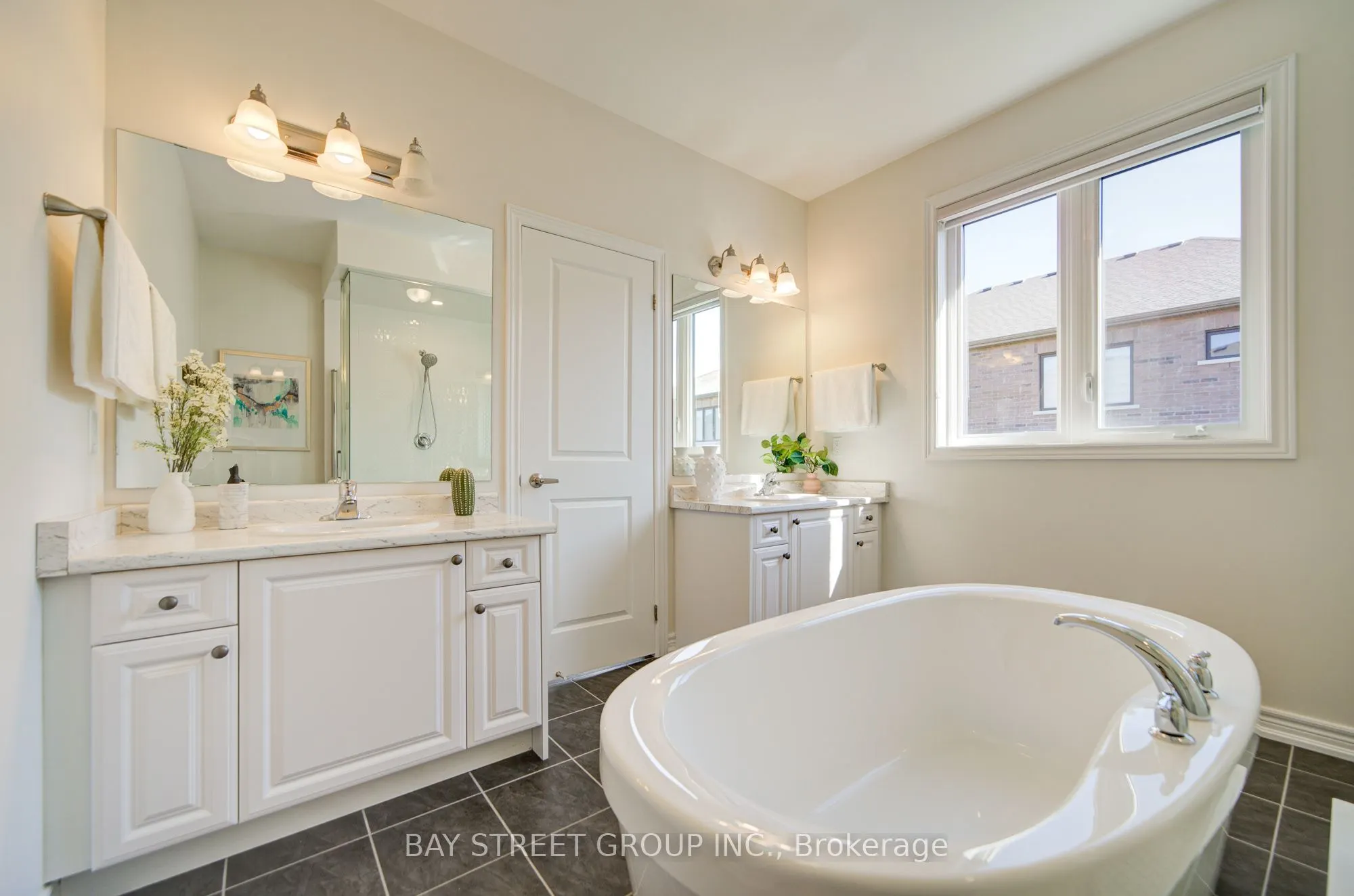 87 McCague Avenue
