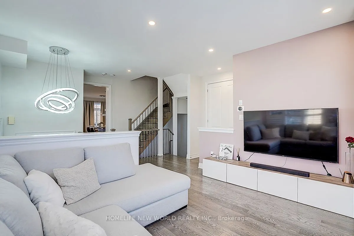 107 Beechborough Crescent