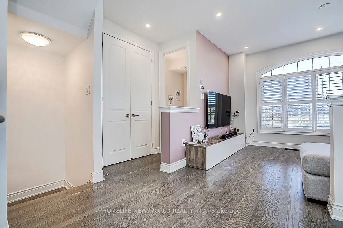 107 Beechborough Crescent