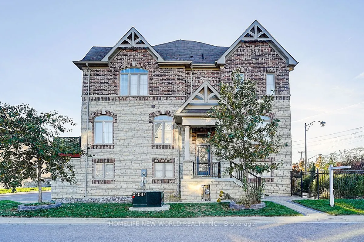 107 Beechborough Crescent