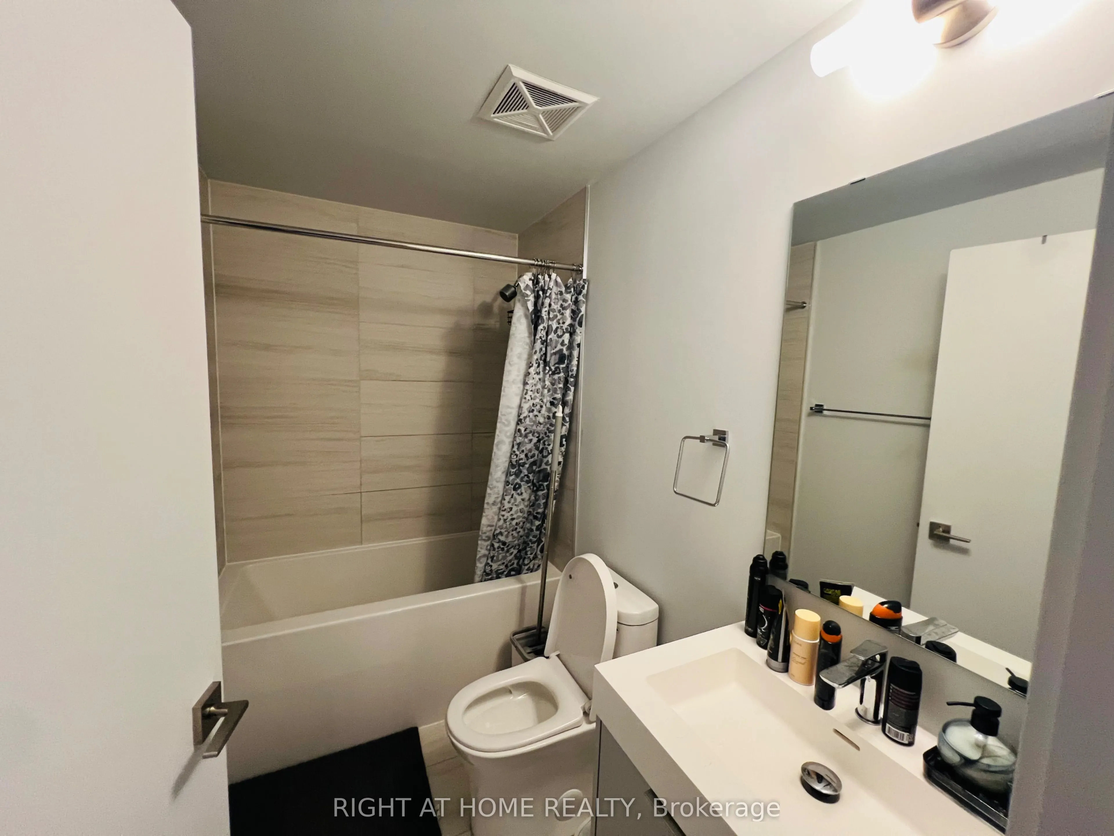 2920 Highway 7 Road, #4301