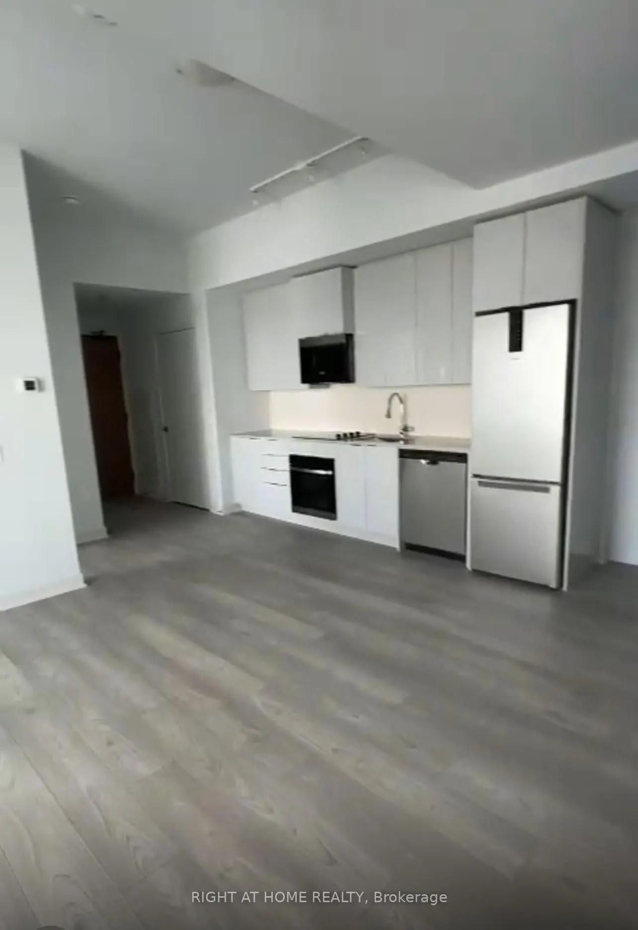 2920 Highway 7 Road, #4301