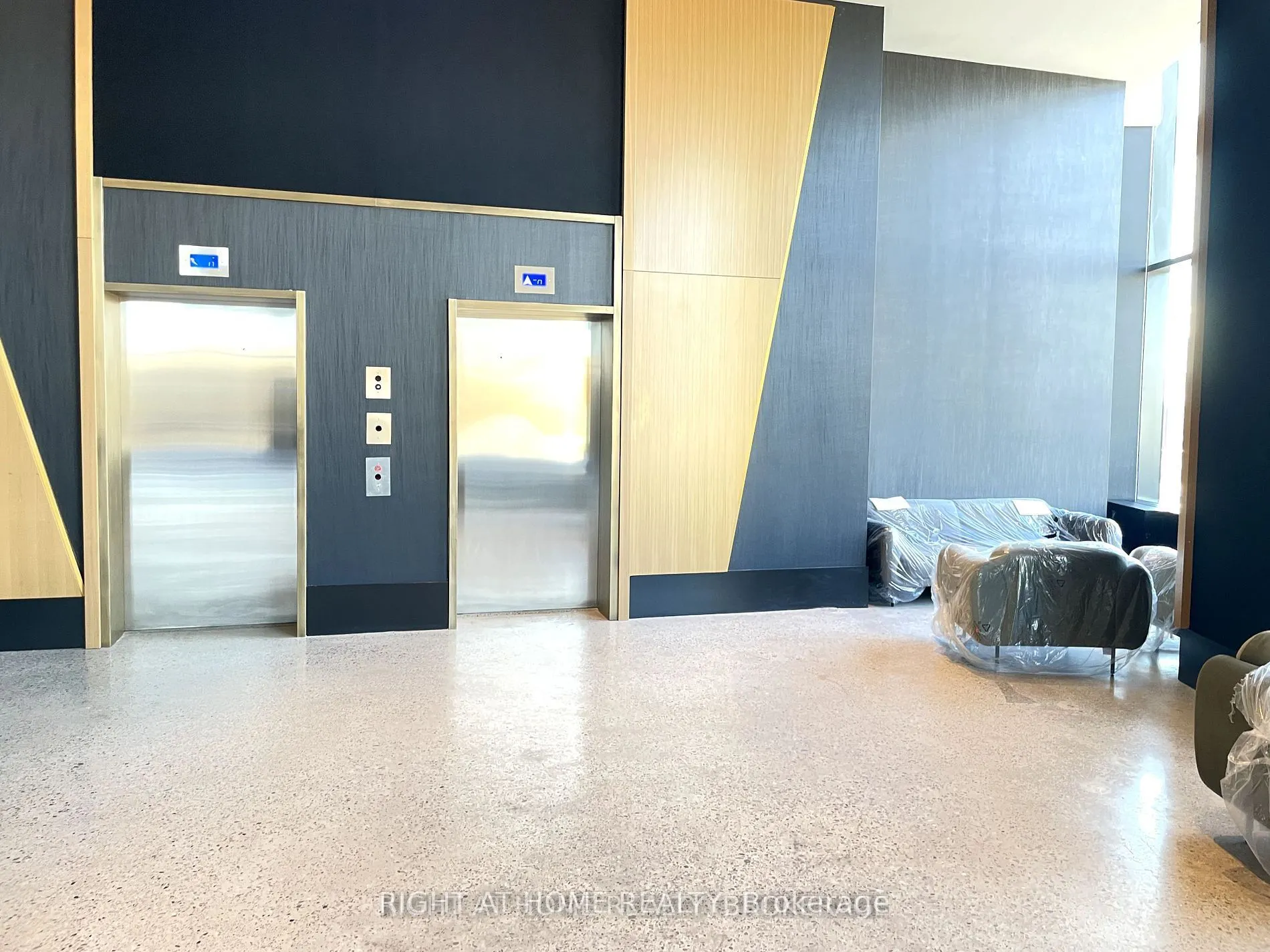2920 Highway 7 Road, #4301
