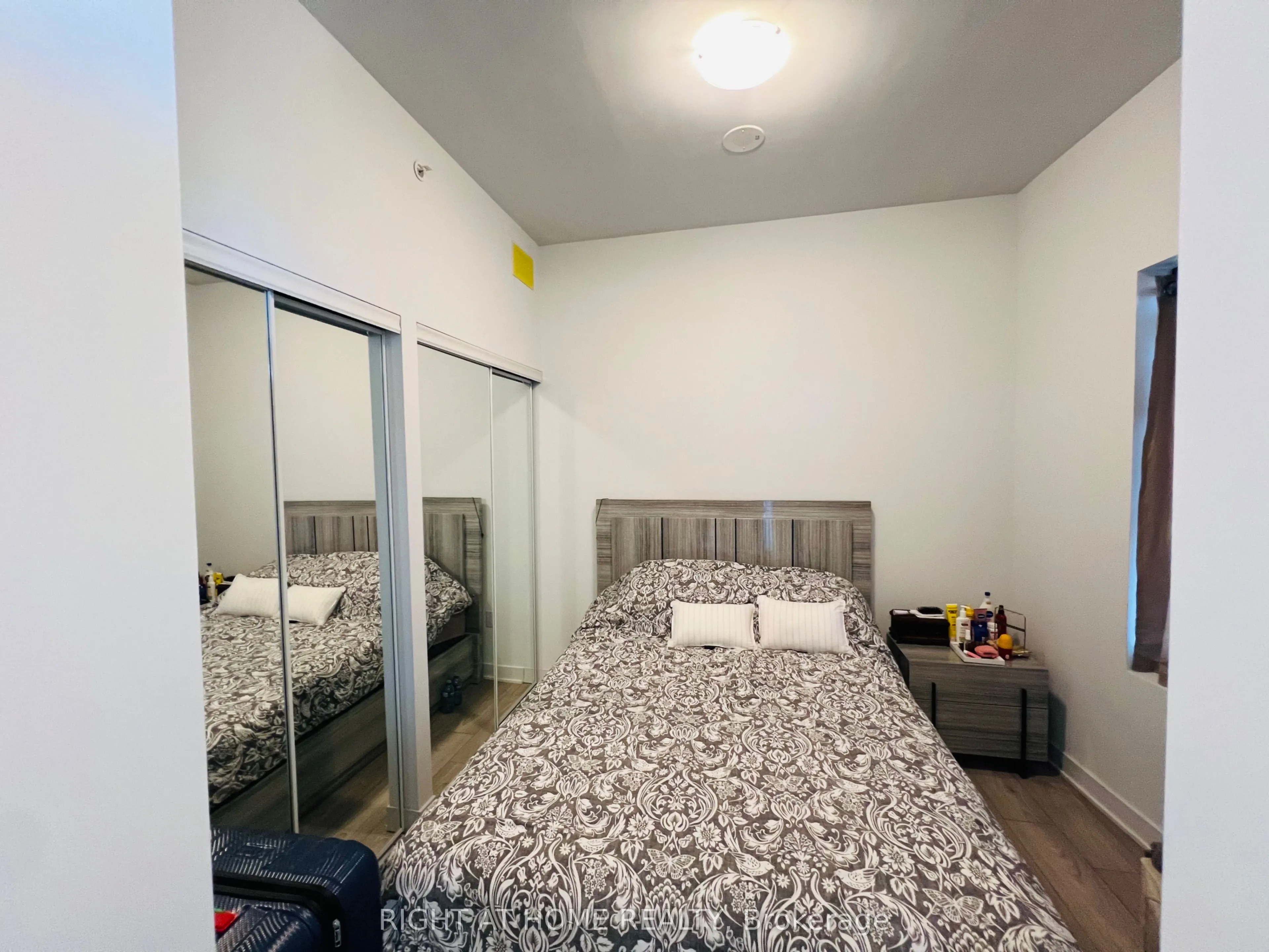 2920 Highway 7 Road, #4301