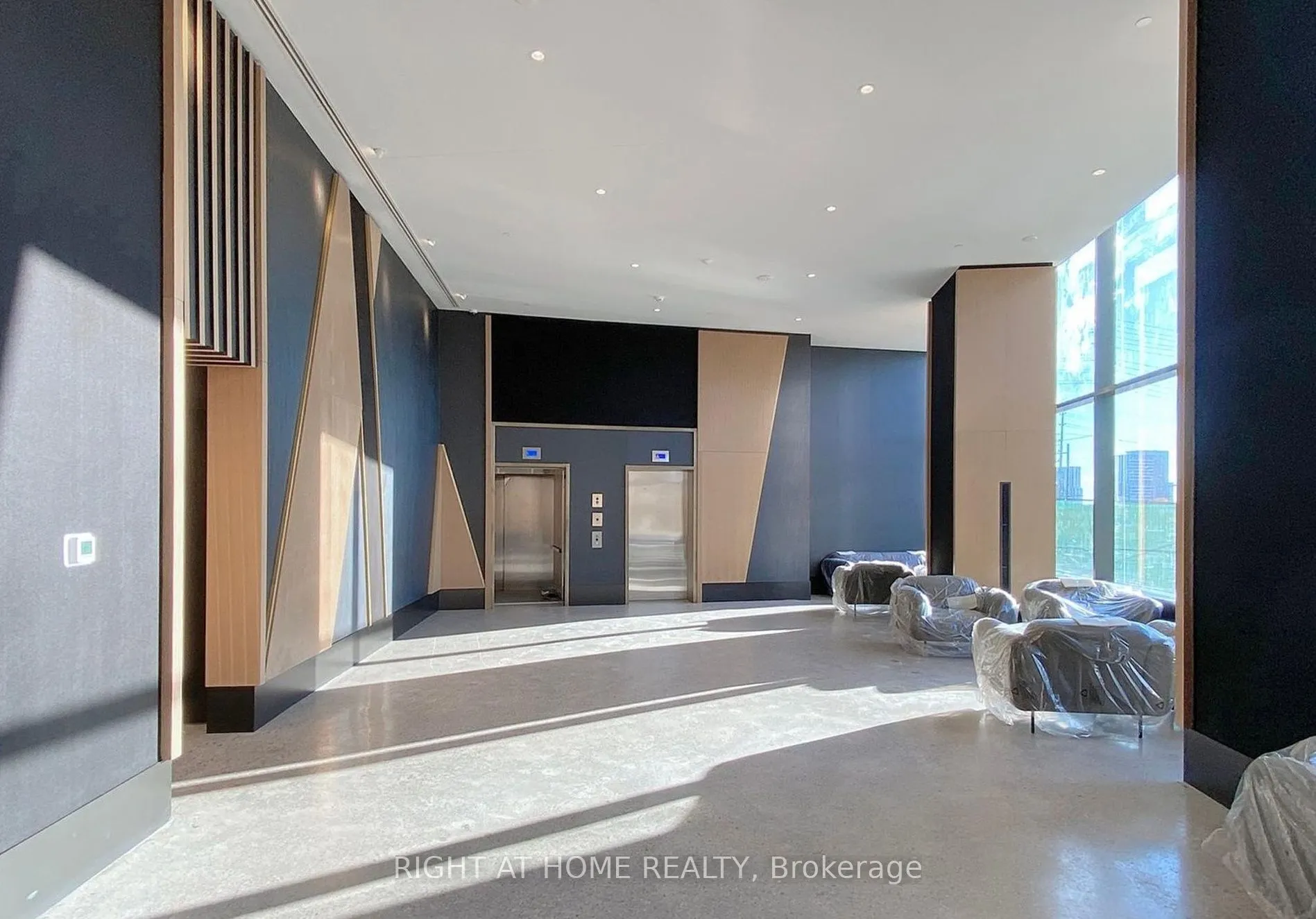 2920 Highway 7 Road, #4301