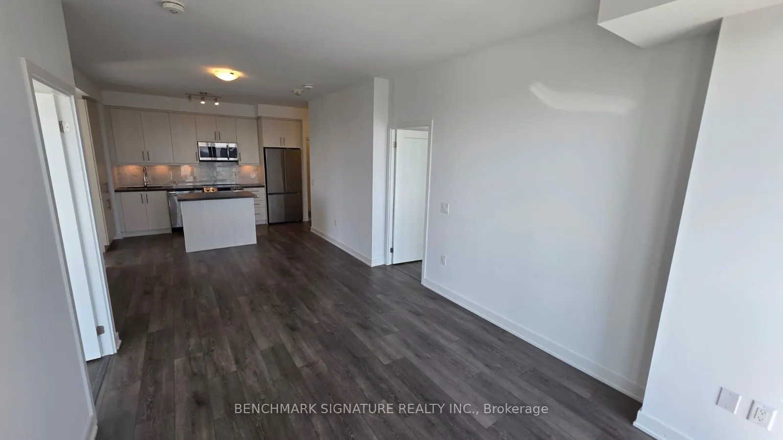 95 Oneida Crescent, #2310