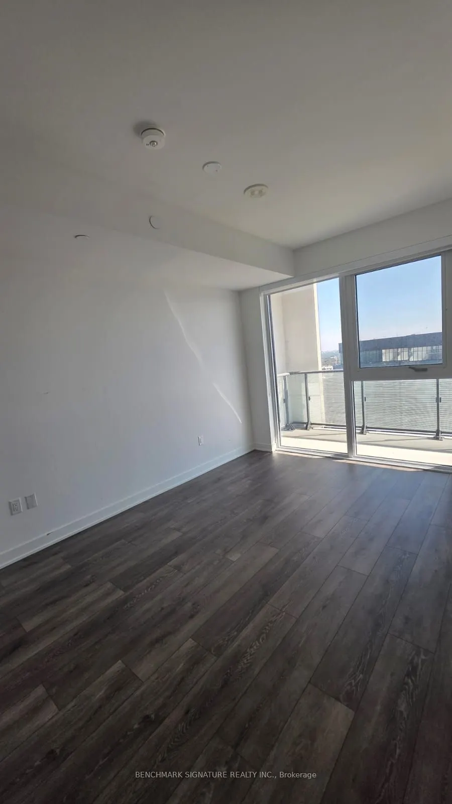 95 Oneida Crescent, #2310