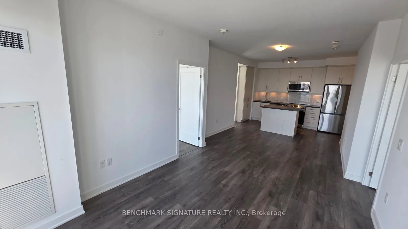 95 Oneida Crescent, #2310