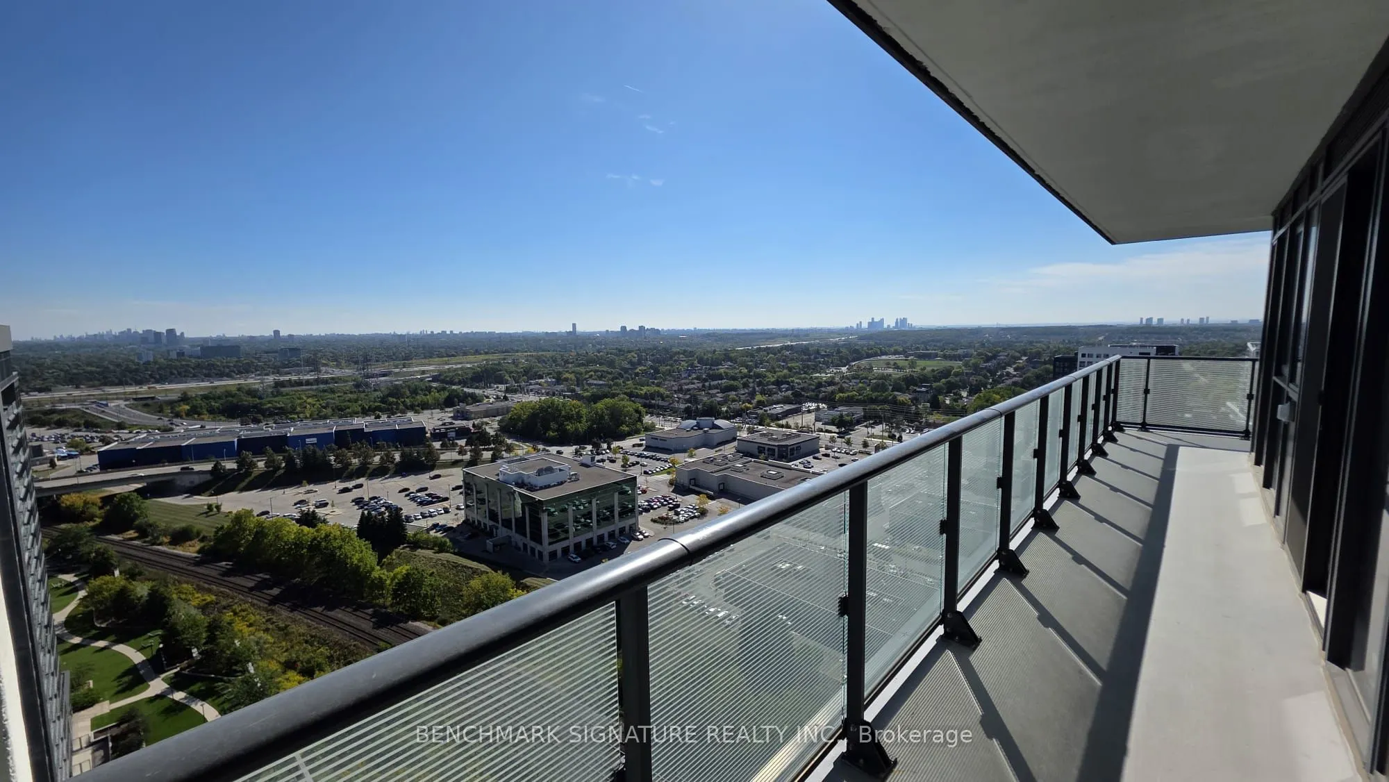 95 Oneida Crescent, #2310
