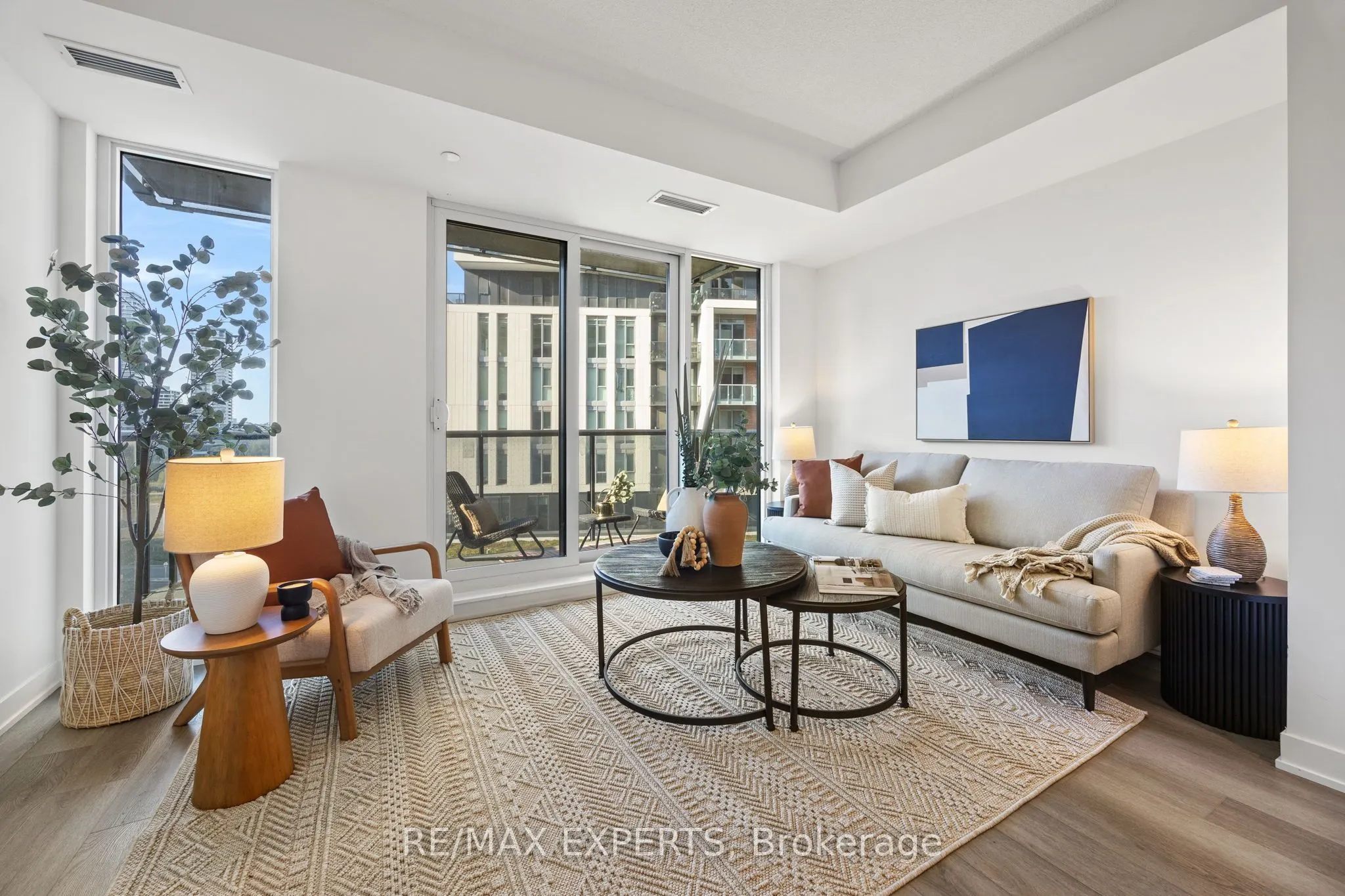 8119 Birchmount Road, #828