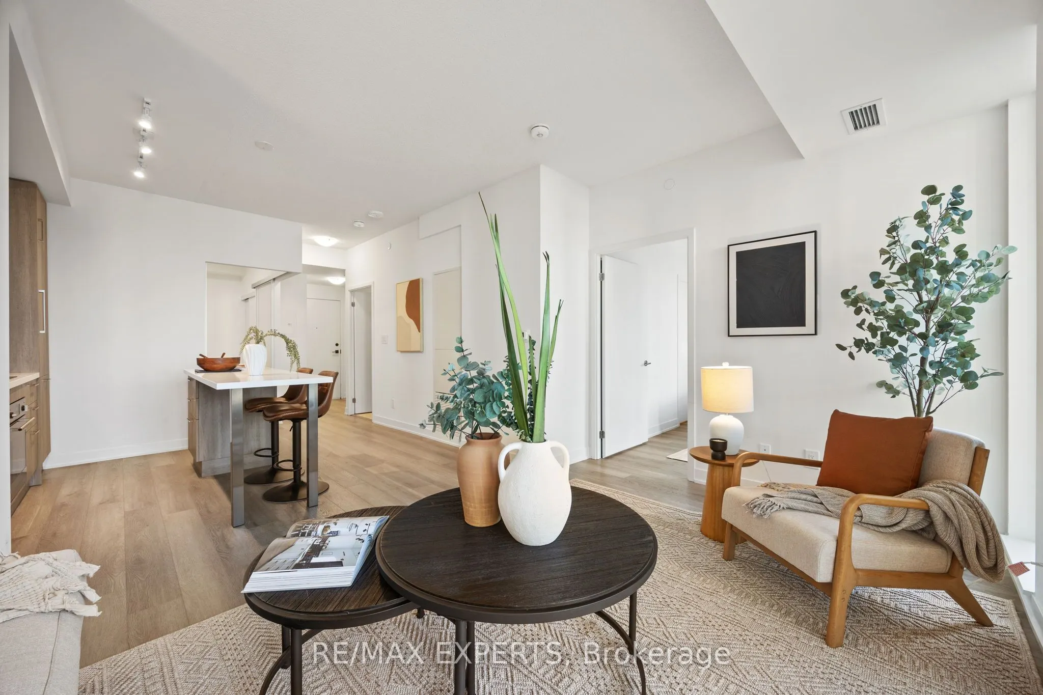 8119 Birchmount Road, #828