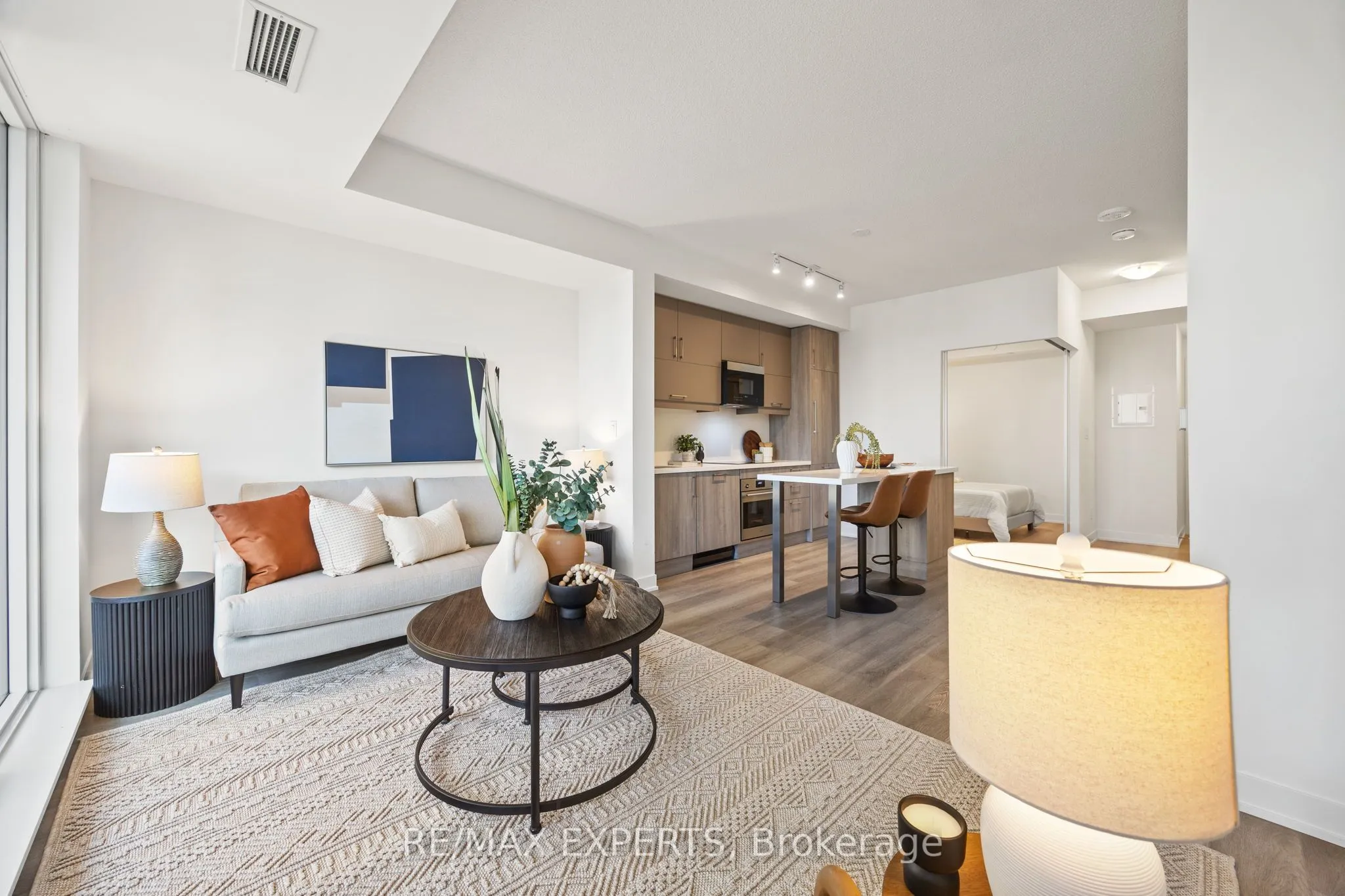 8119 Birchmount Road, #828