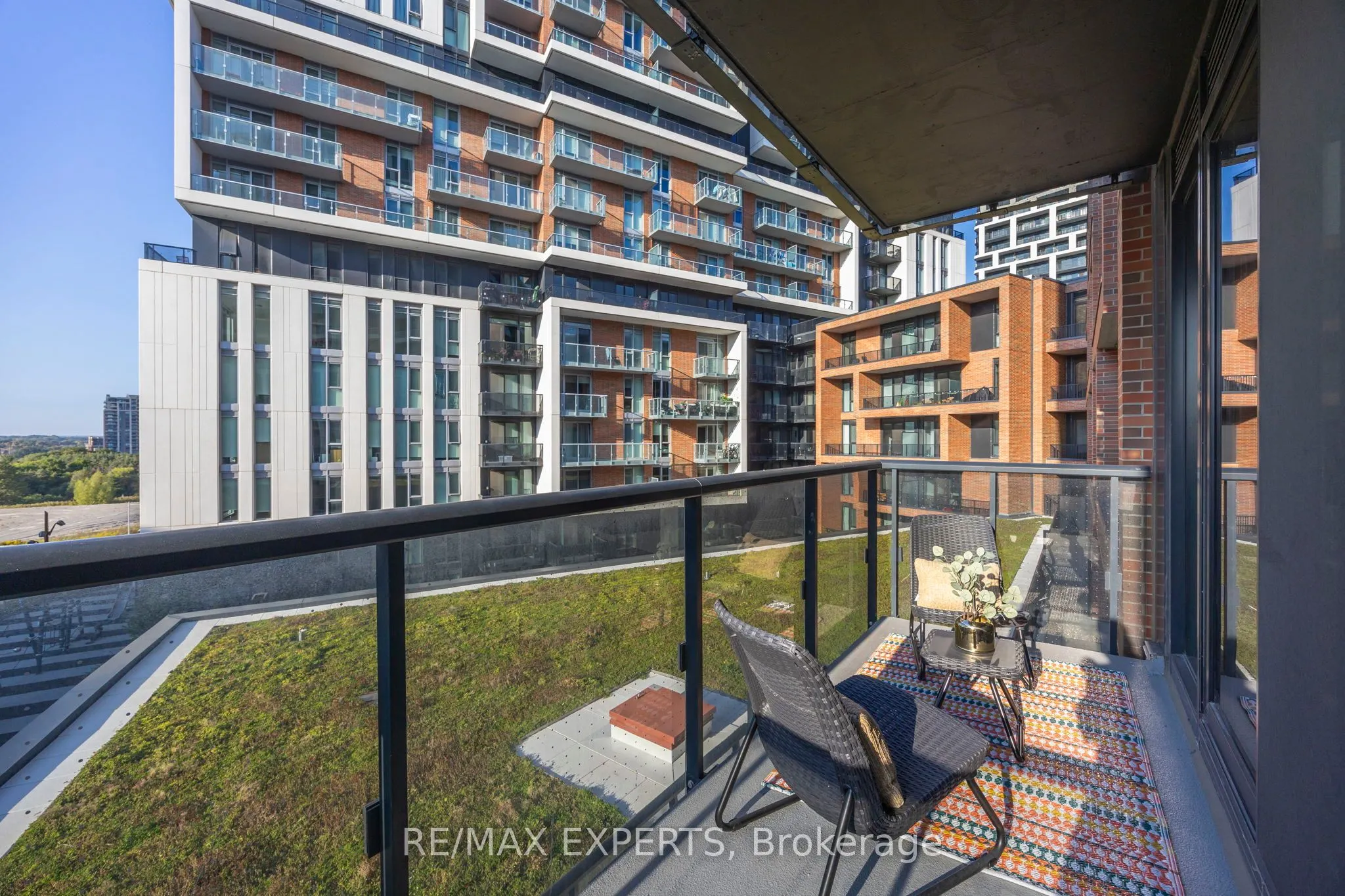 8119 Birchmount Road, #828