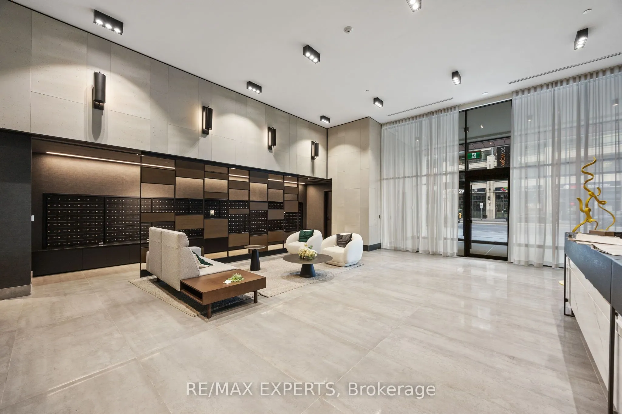8119 Birchmount Road, #828