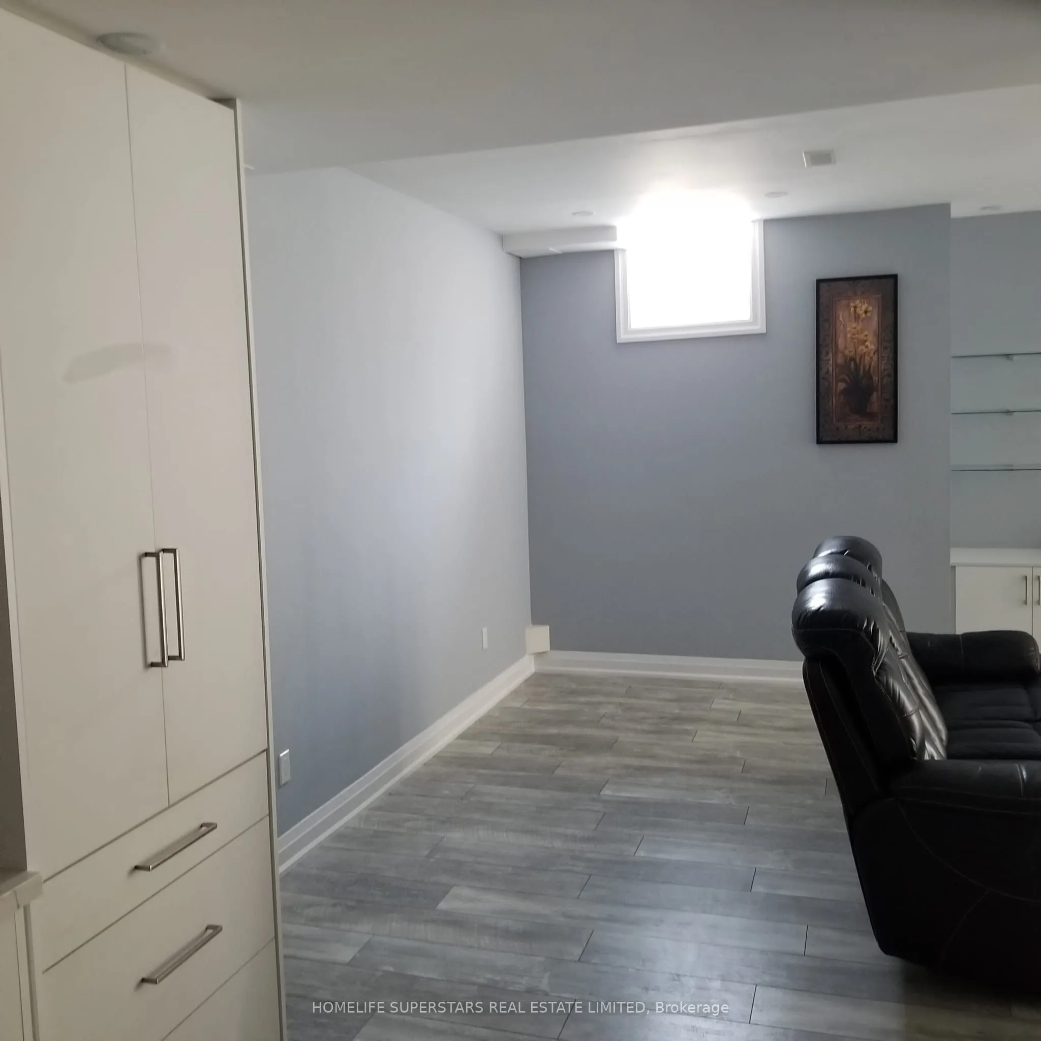 55 Glen Abbey Trail, #Bsmt.