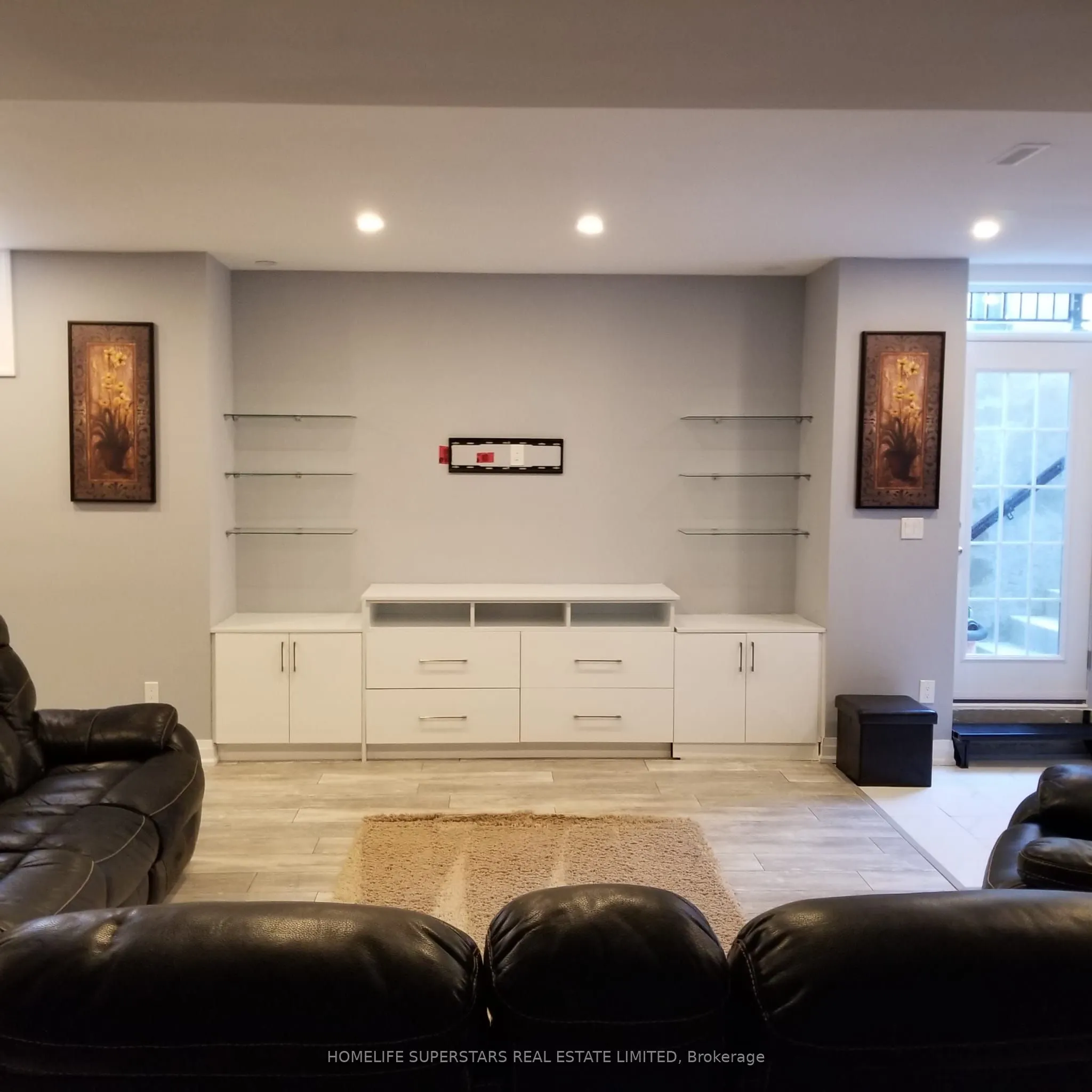 55 Glen Abbey Trail, #Bsmt.
