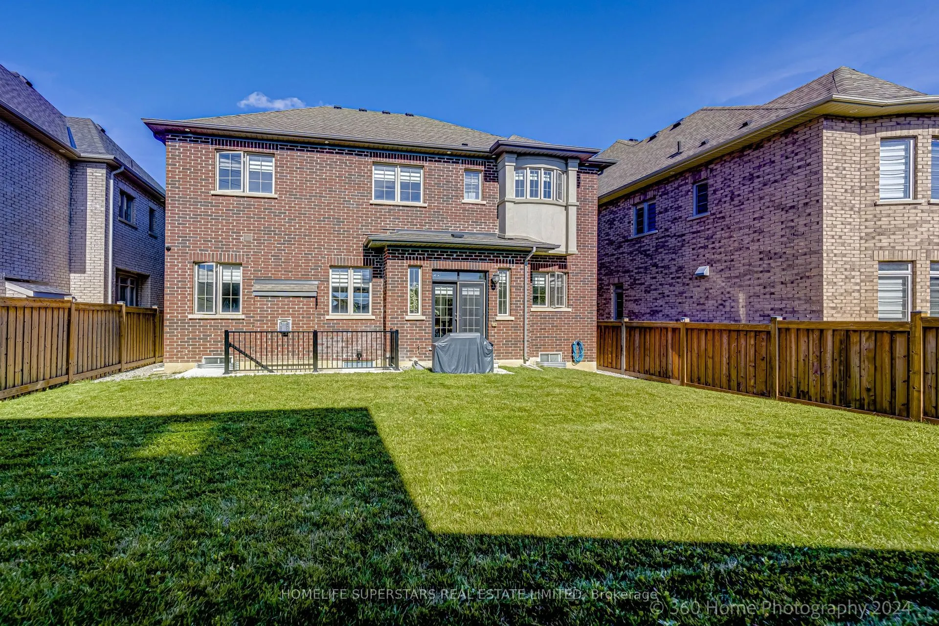 55 Glen Abbey Trail, #Bsmt.