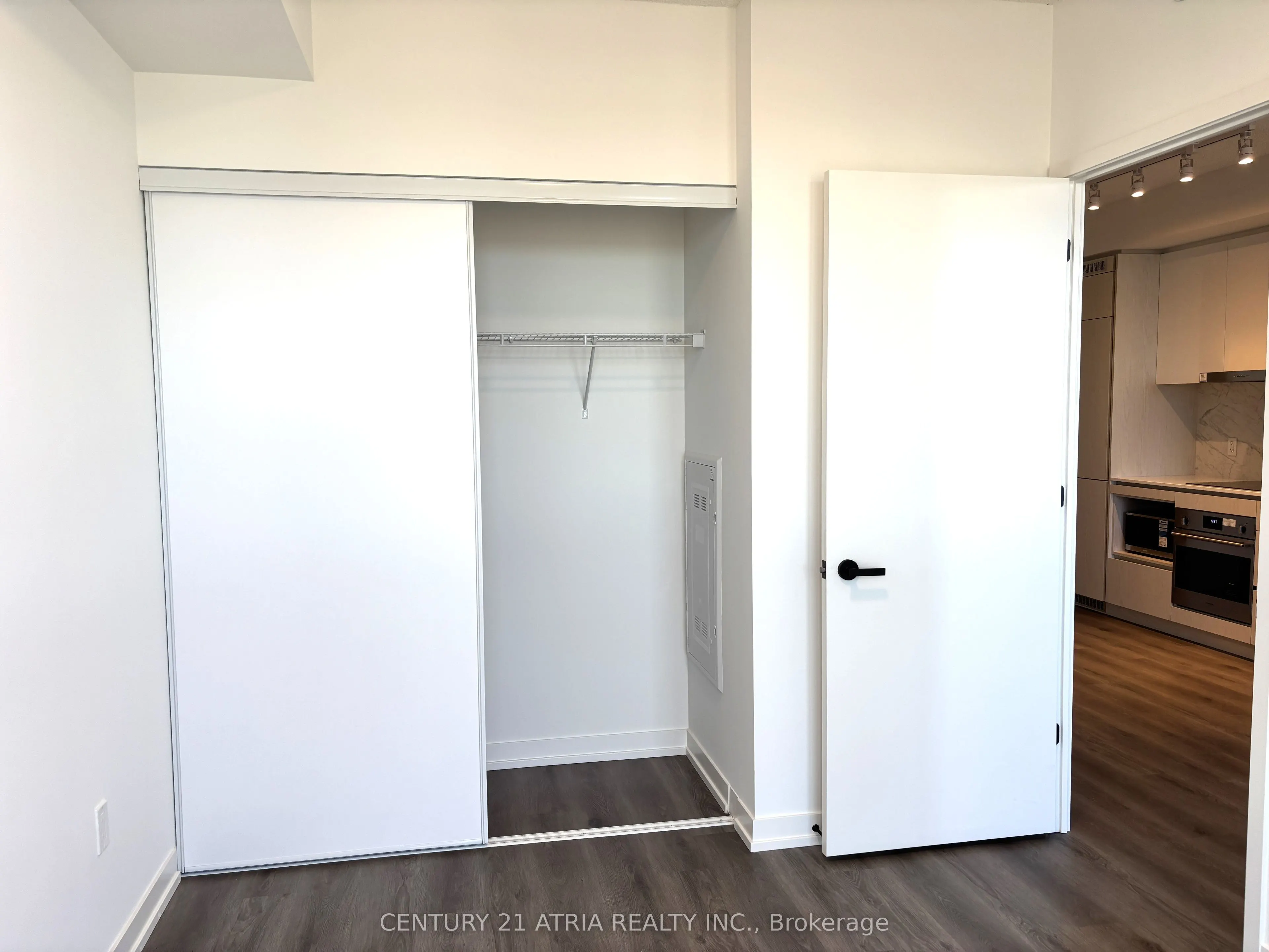 28 Interchange Way, #4209