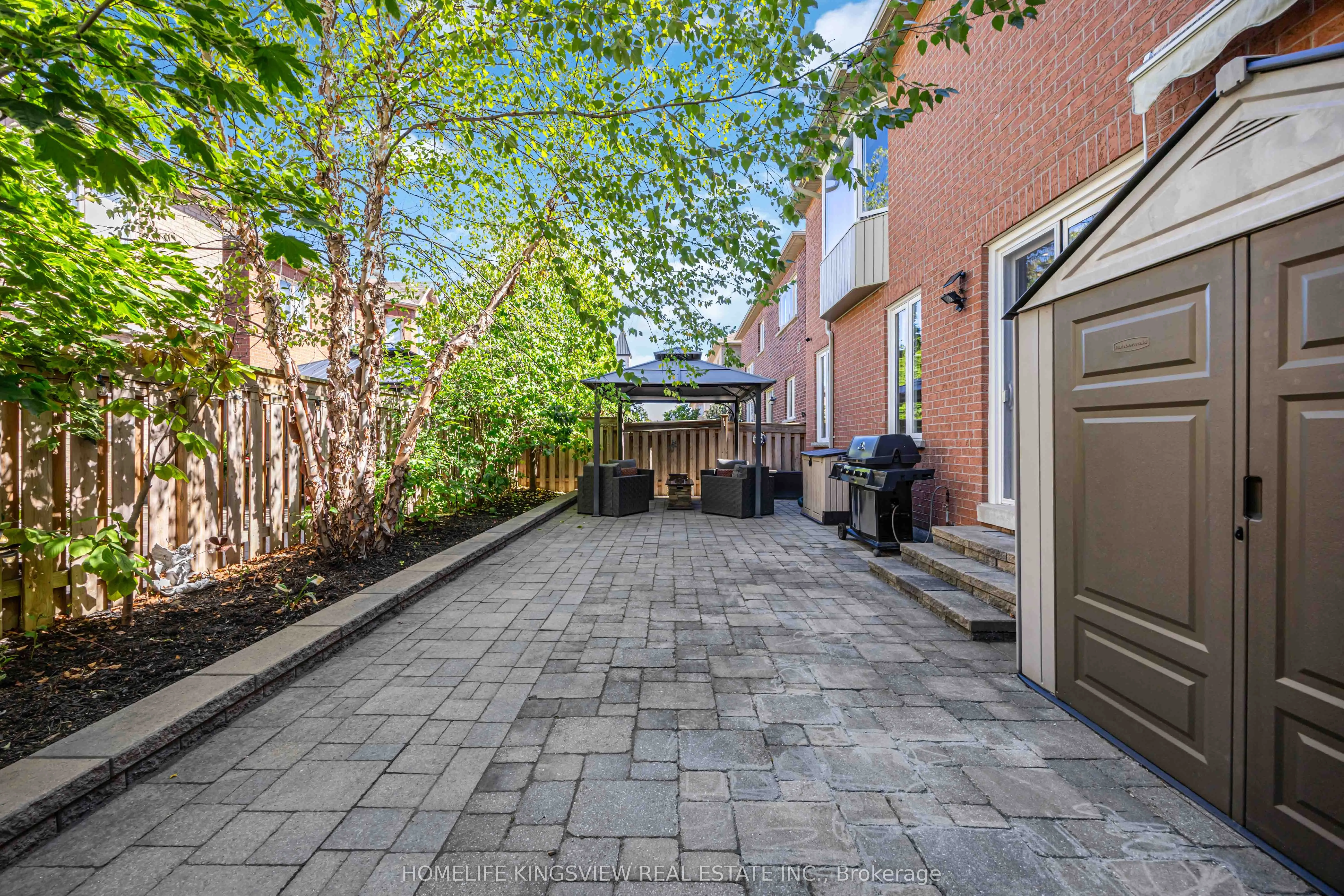 186 Saint Francis Avenue