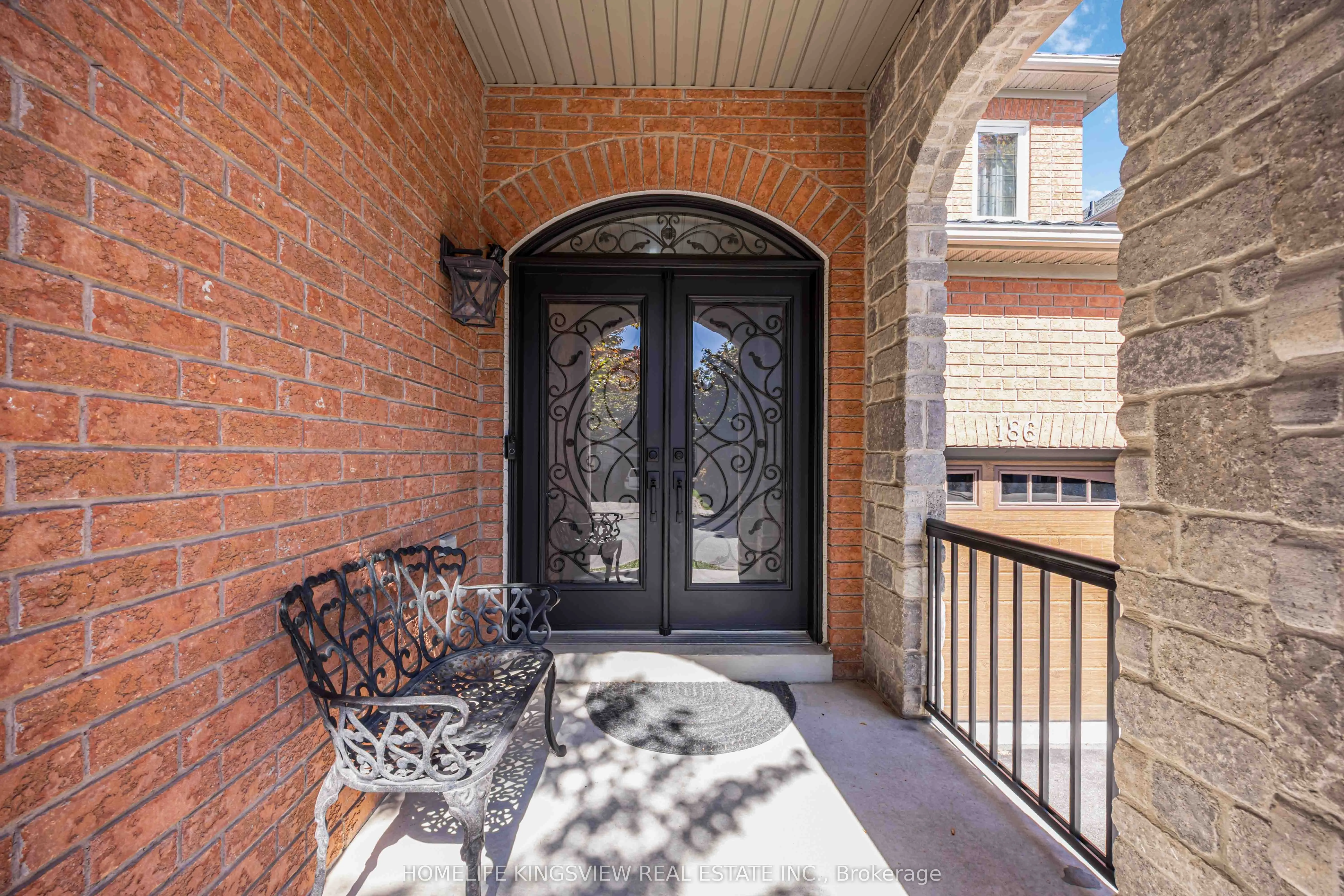 186 Saint Francis Avenue