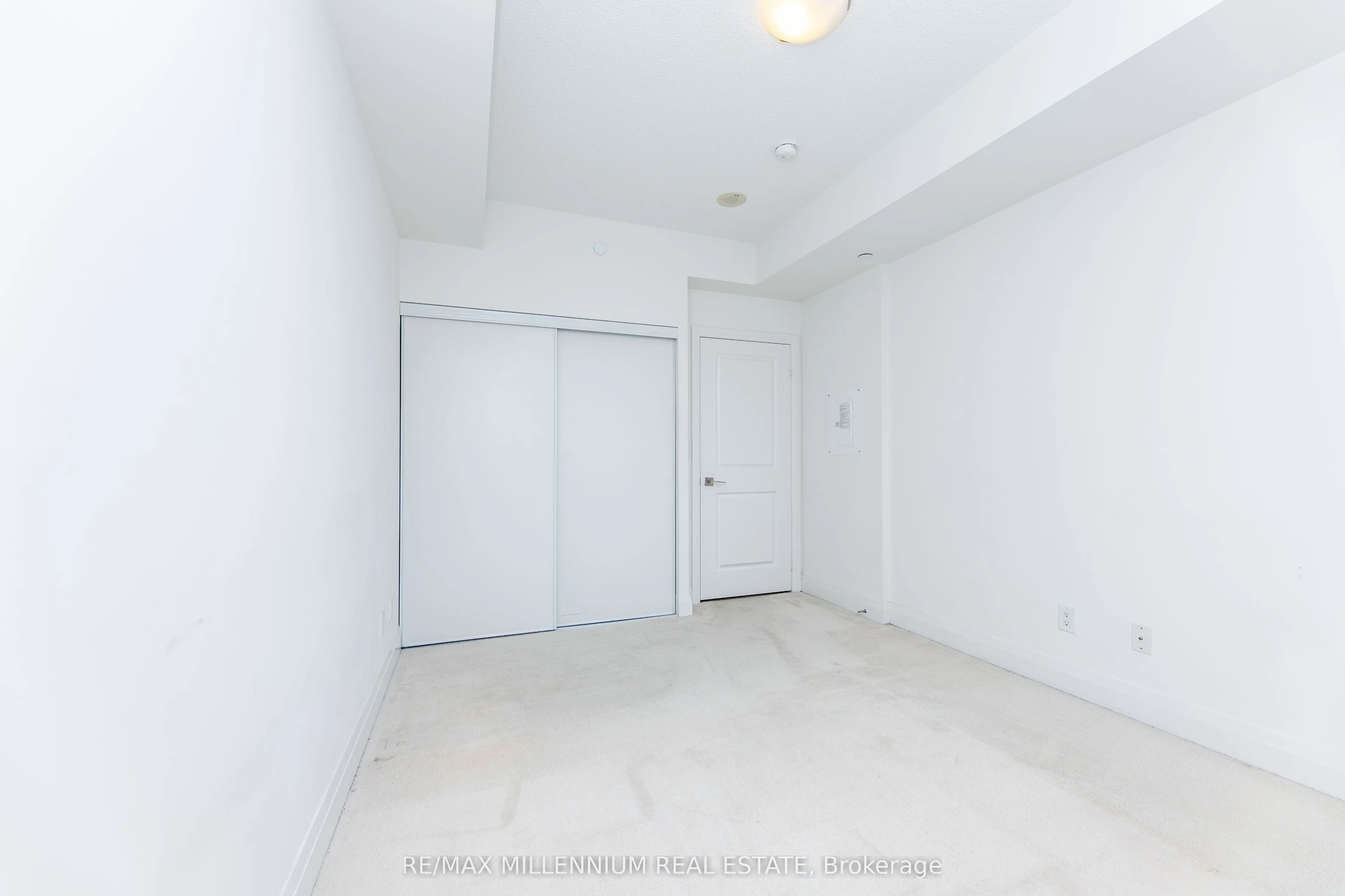 3700 Highway 7 Road, #1401