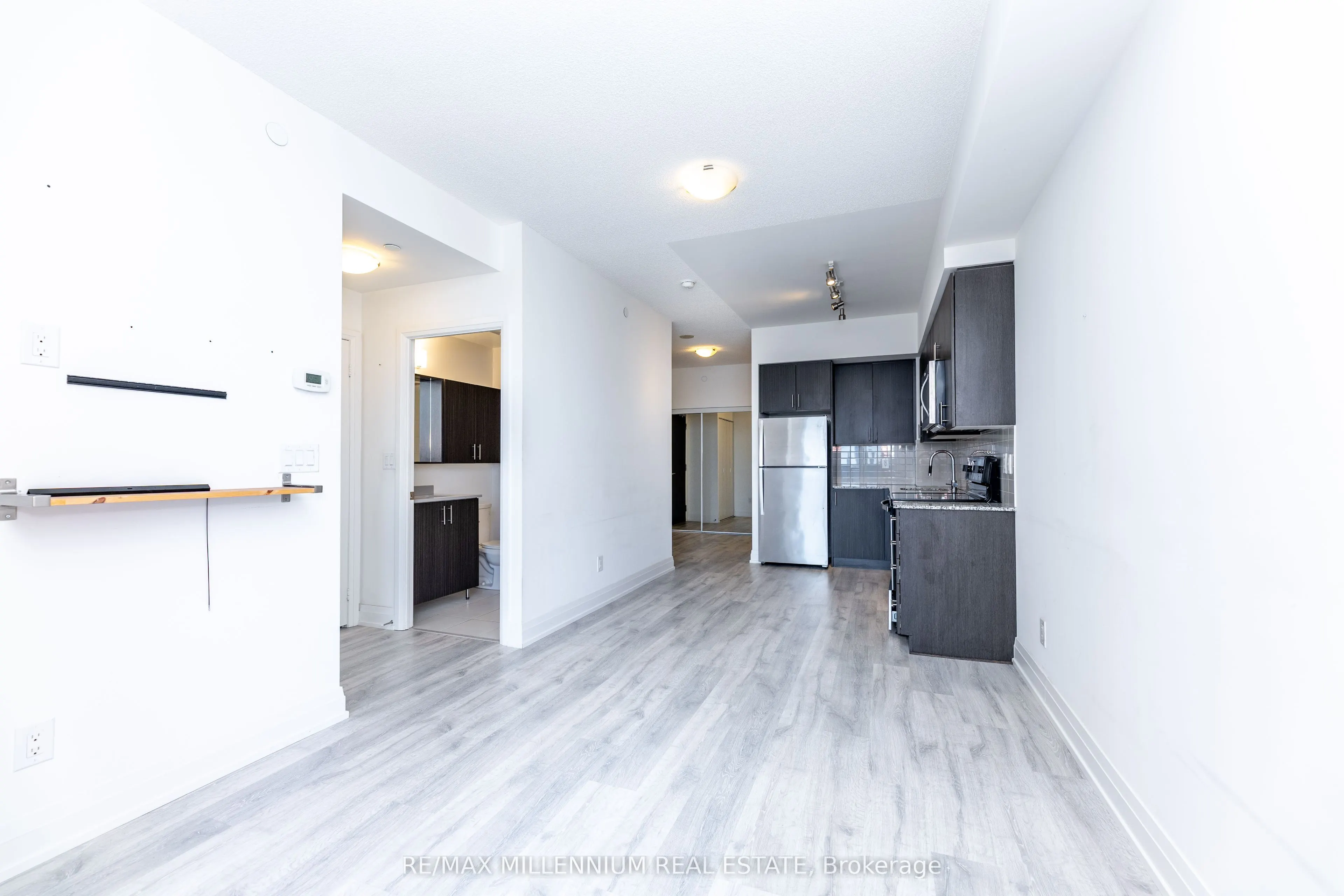 3700 Highway 7 Road, #1401