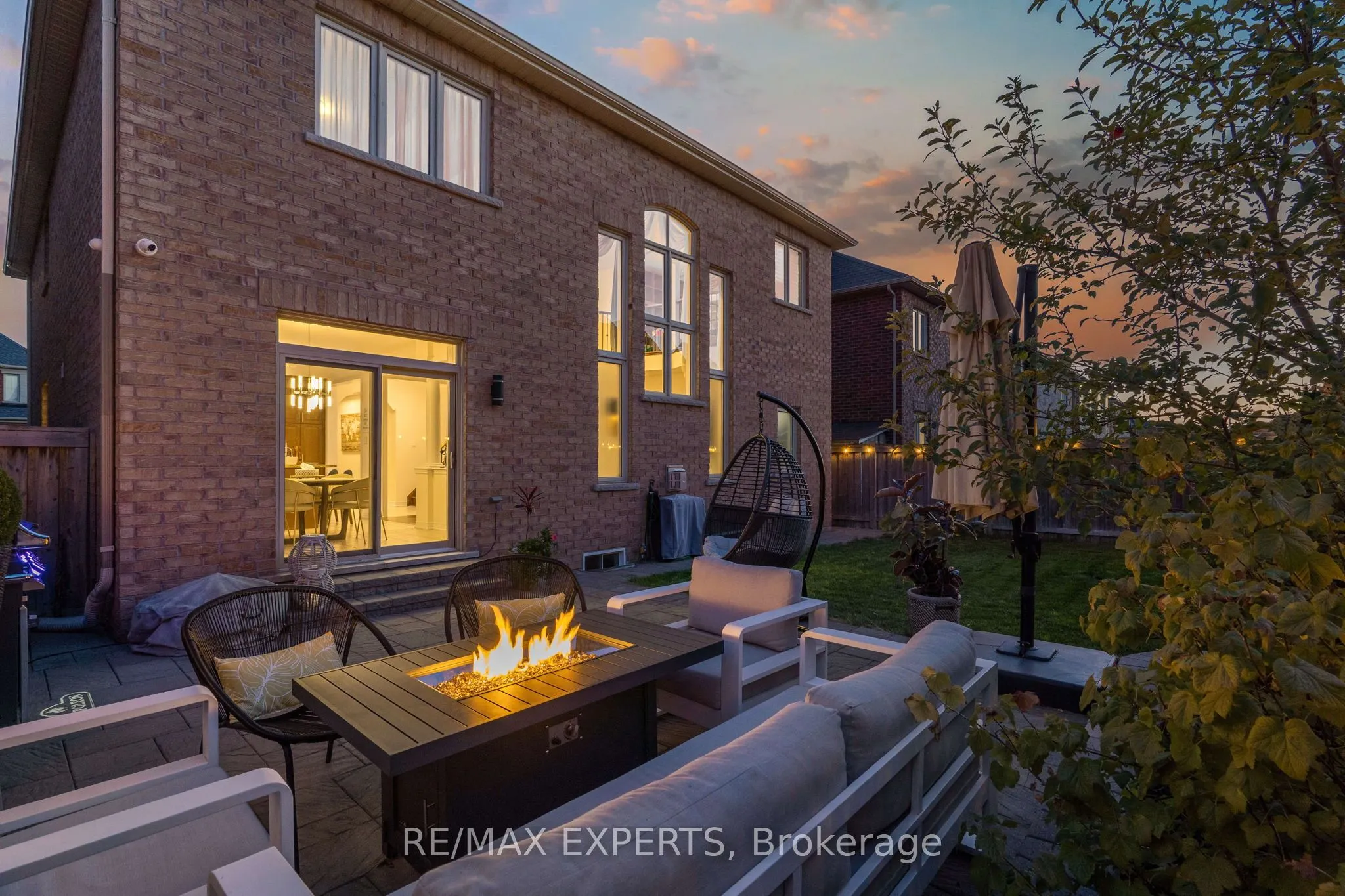 40 Heron Hollow Avenue