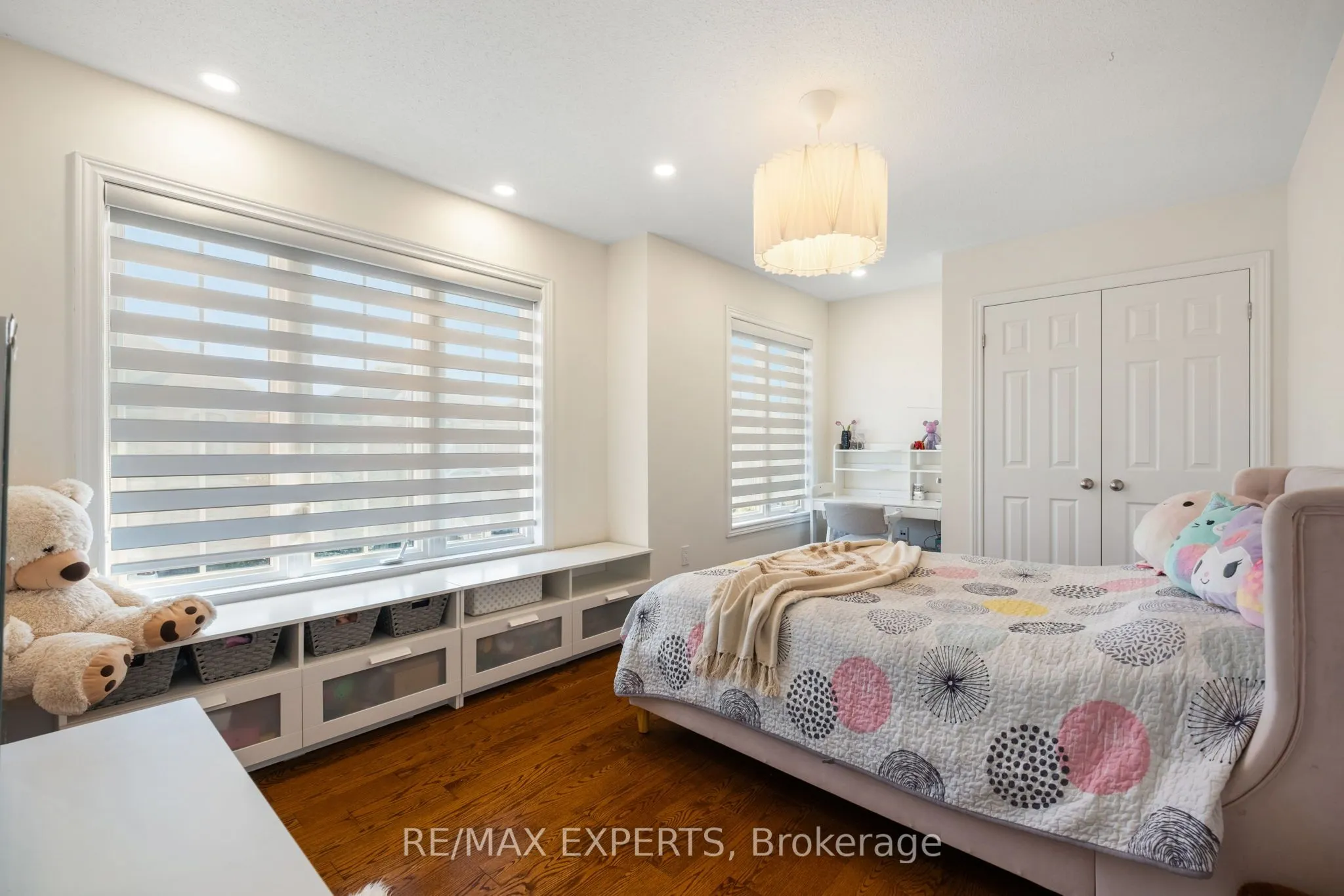 40 Heron Hollow Avenue