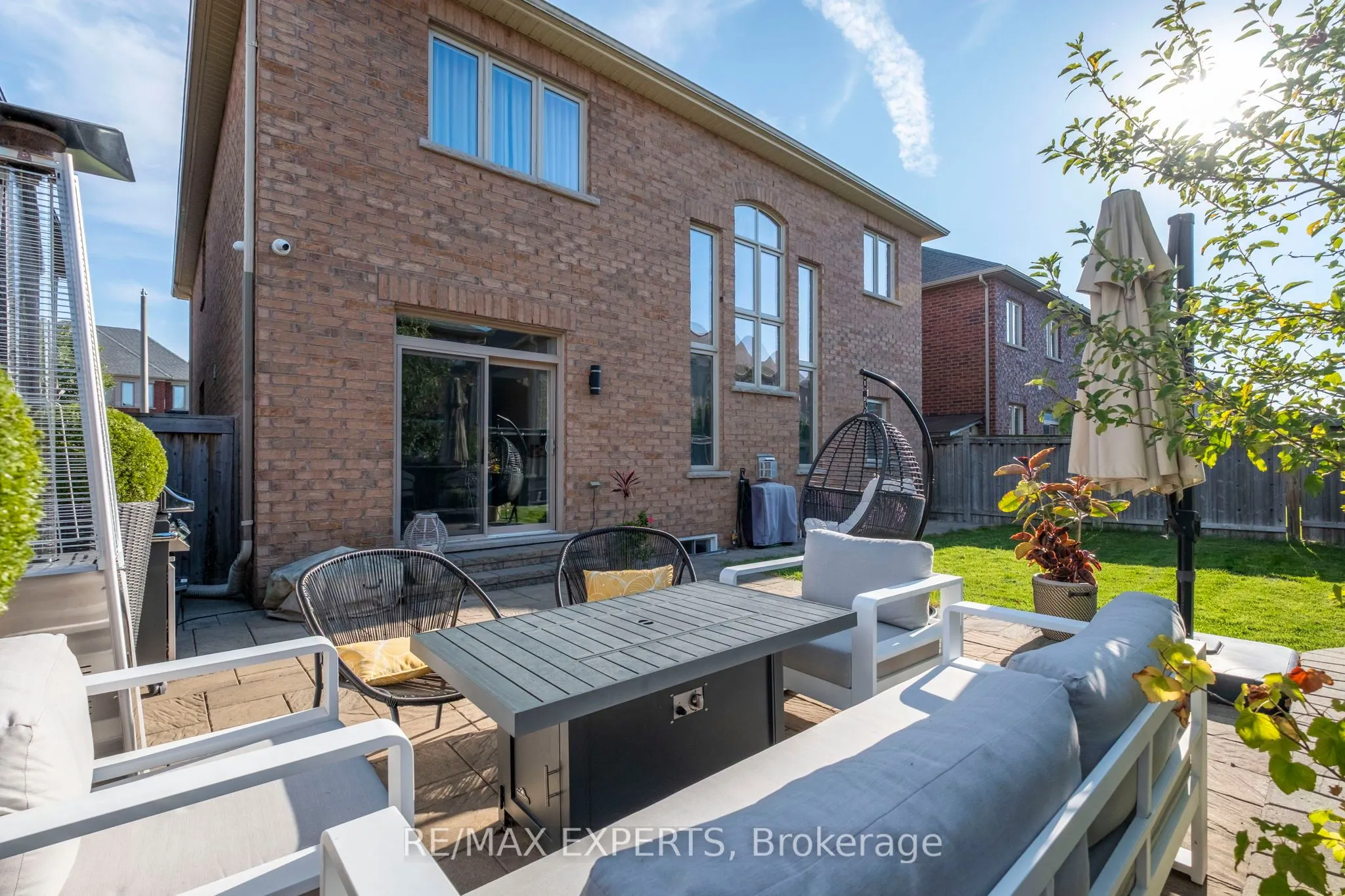 40 Heron Hollow Avenue