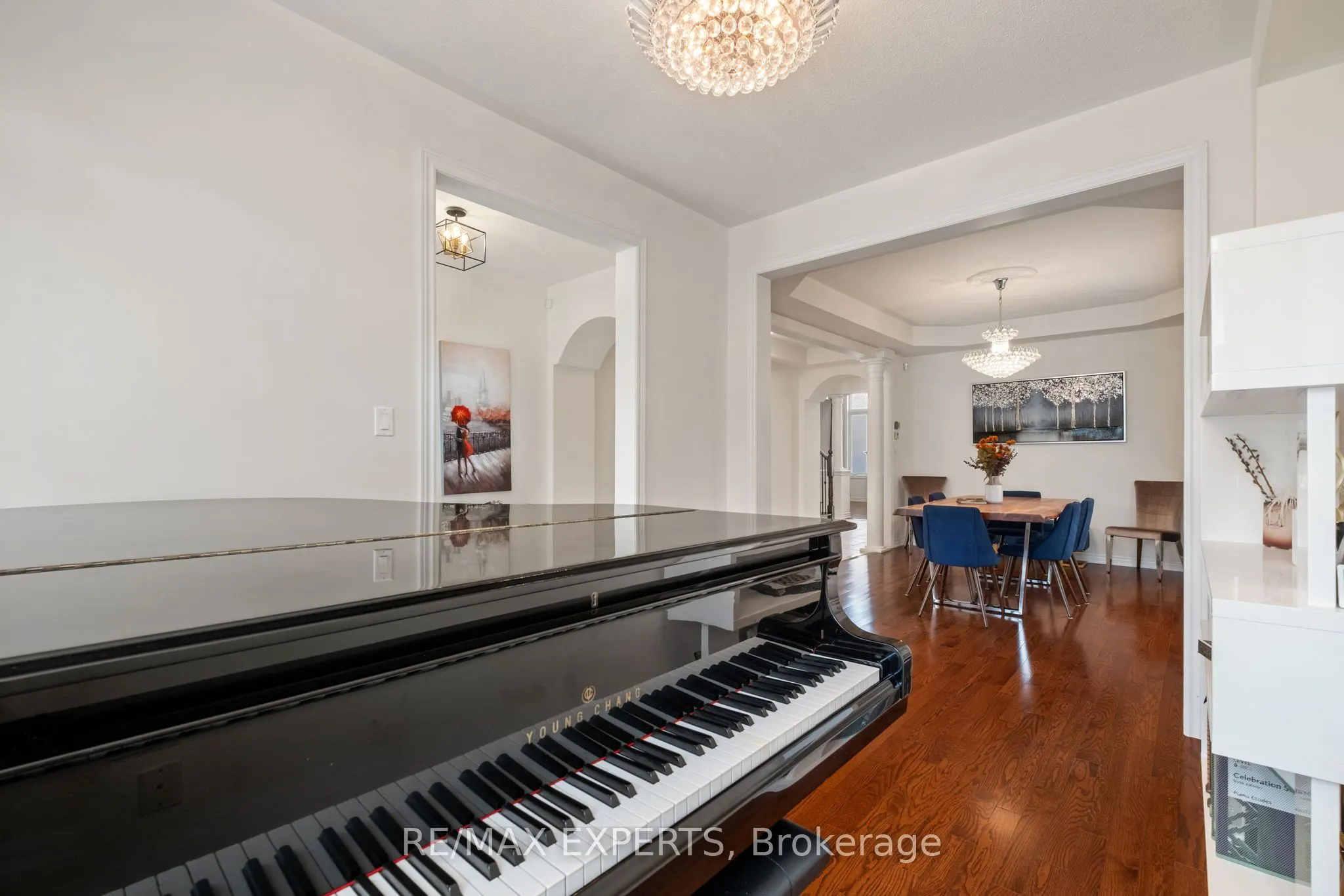 40 Heron Hollow Avenue