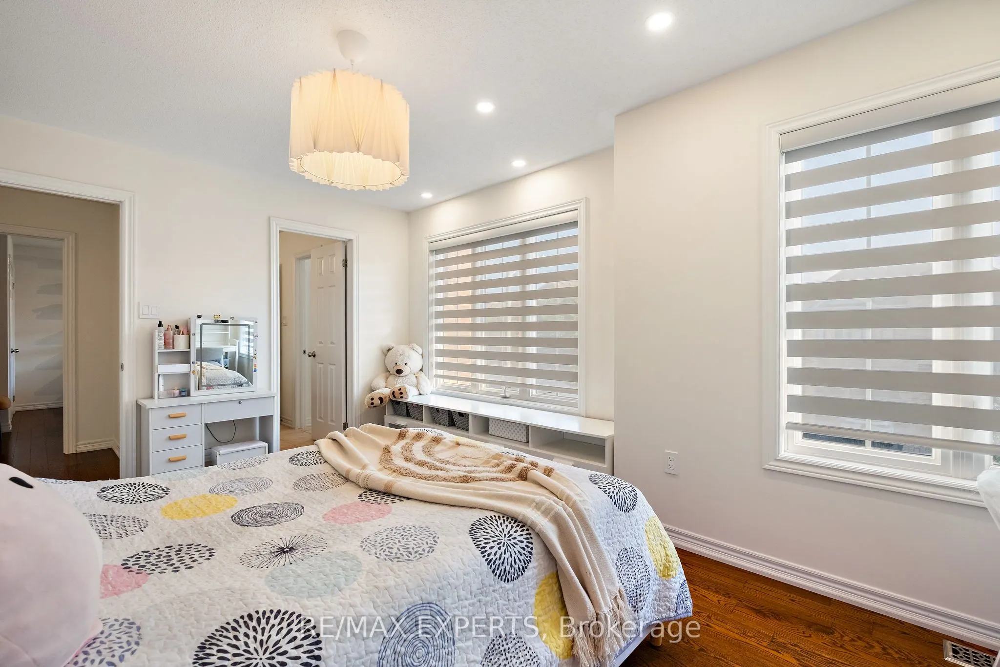 40 Heron Hollow Avenue