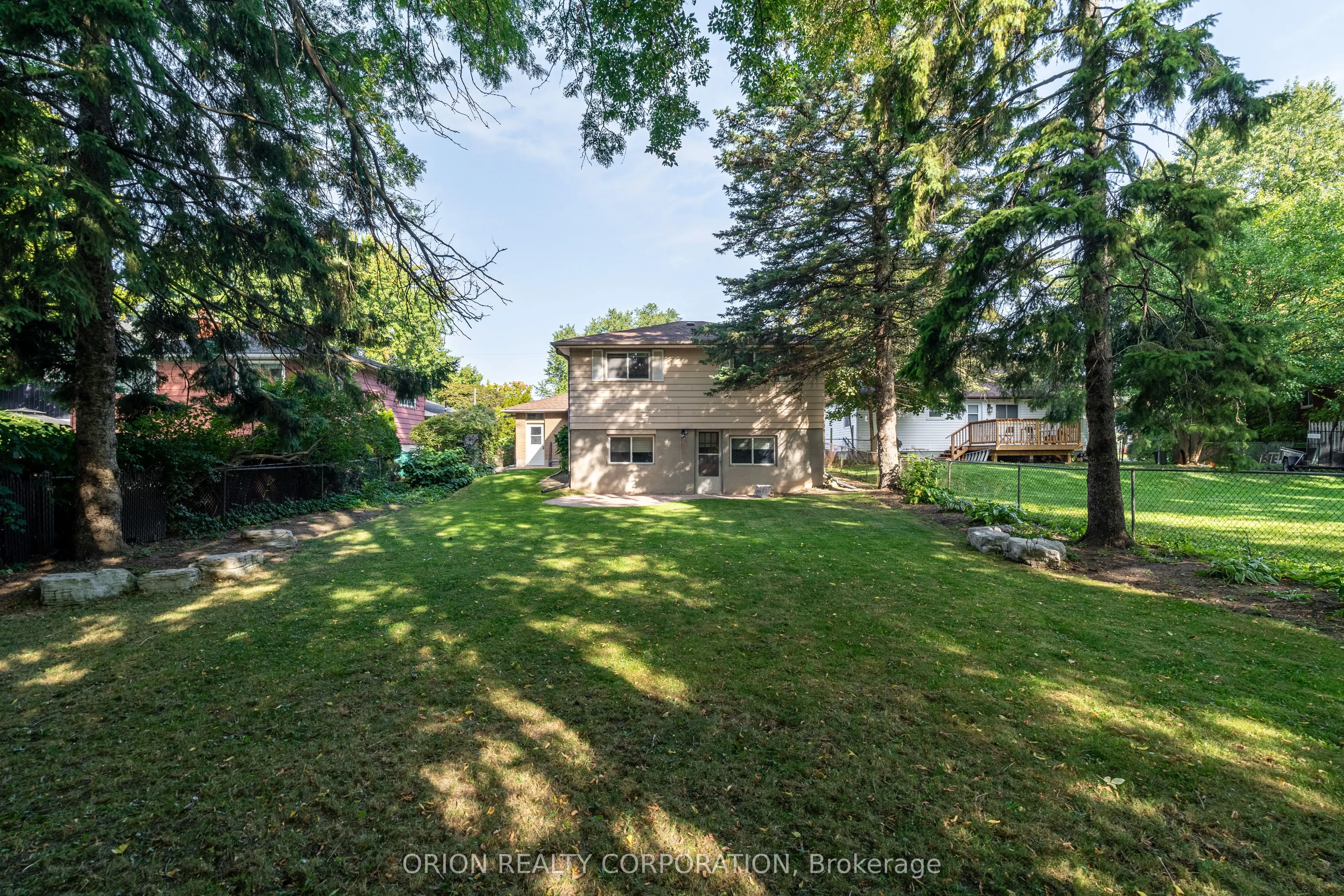 374 Boyer Street