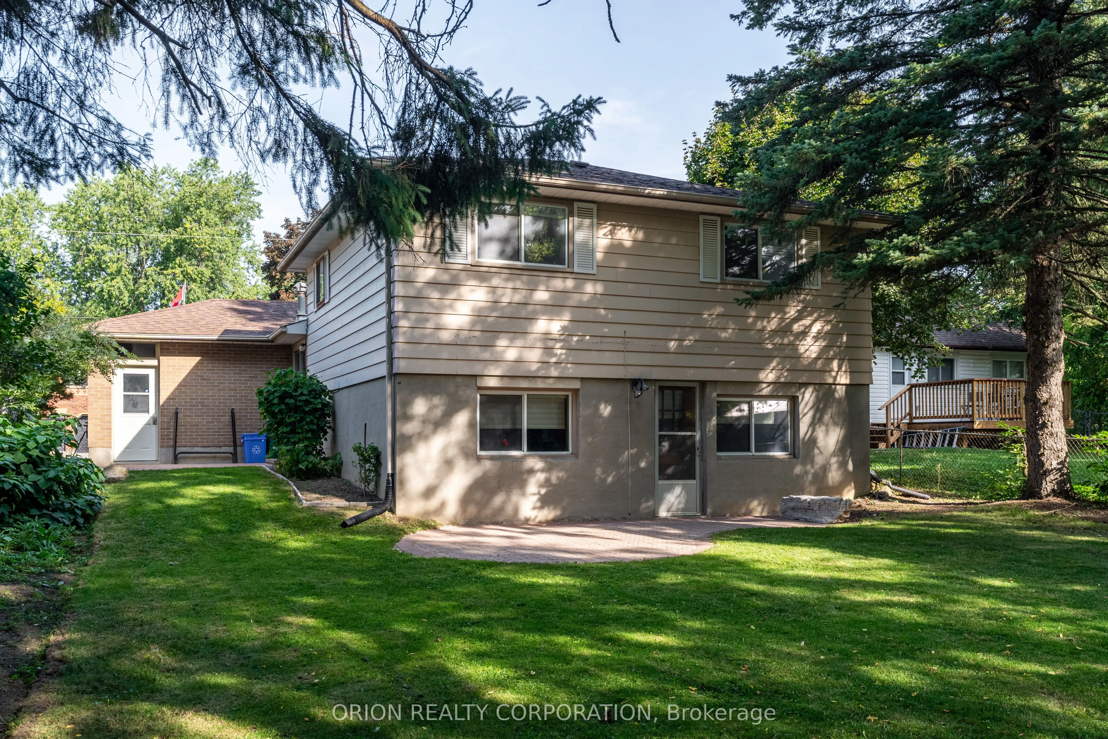374 Boyer Street