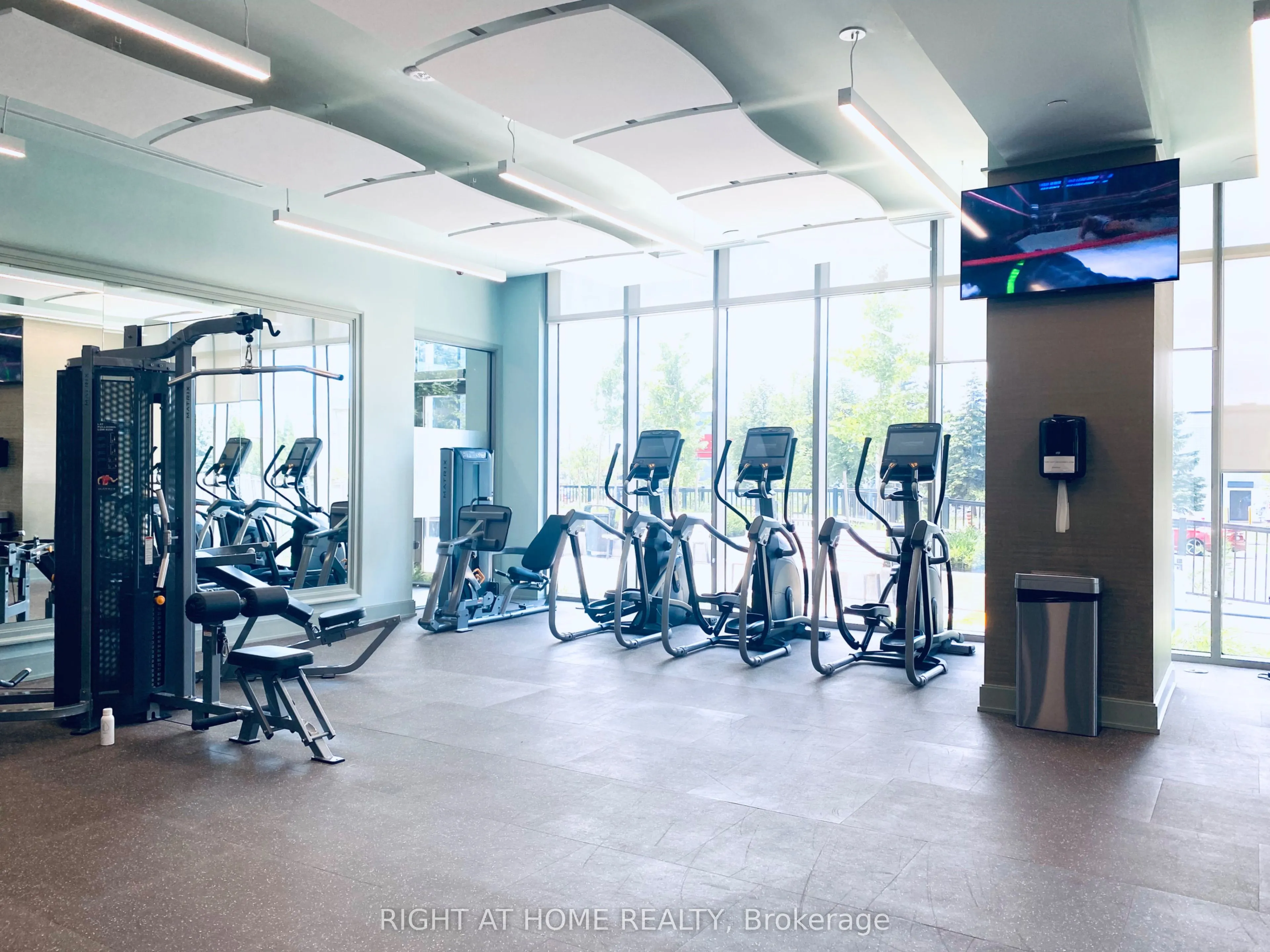10 Gatineau Drive, #514