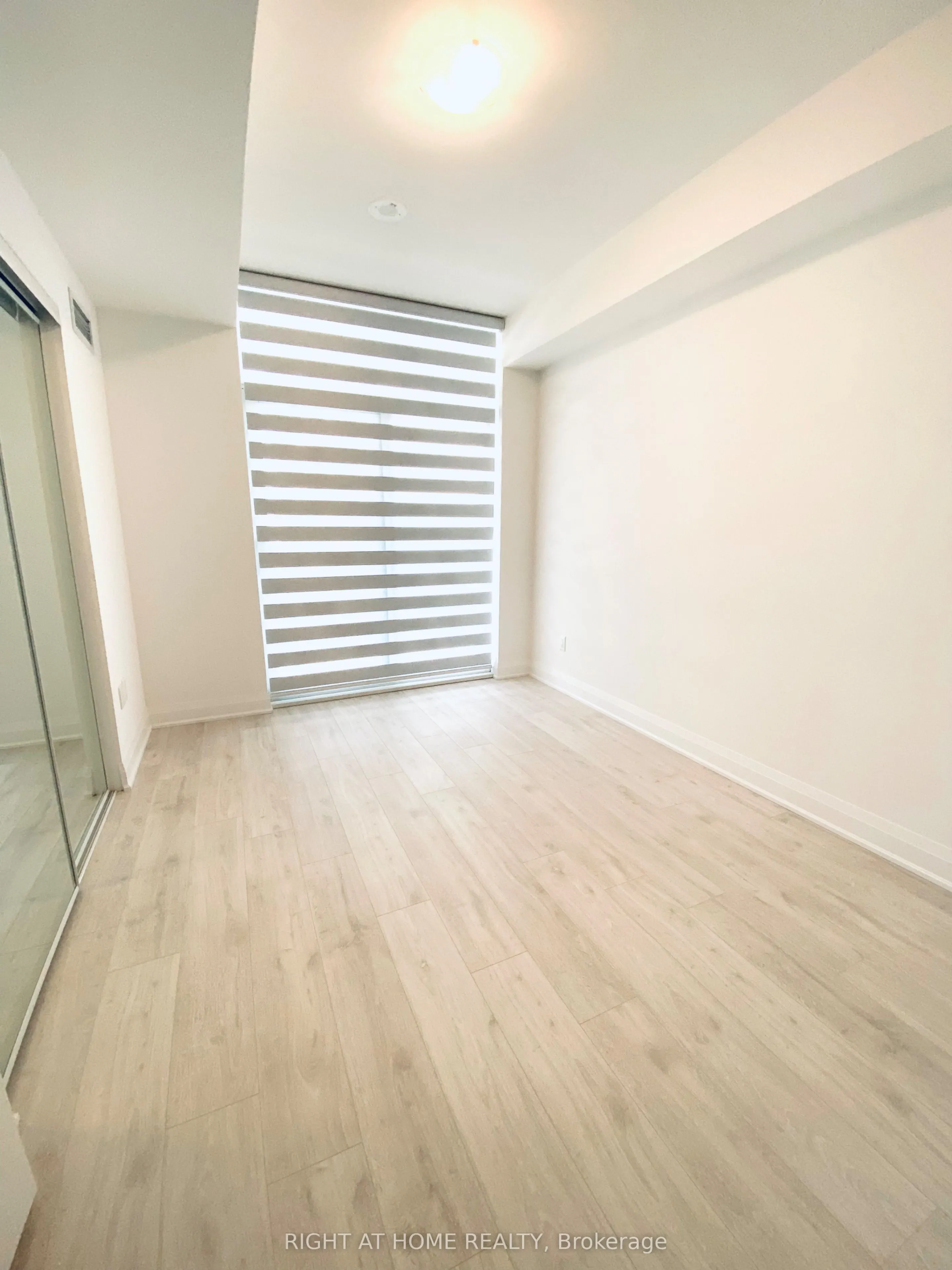 10 Gatineau Drive, #514