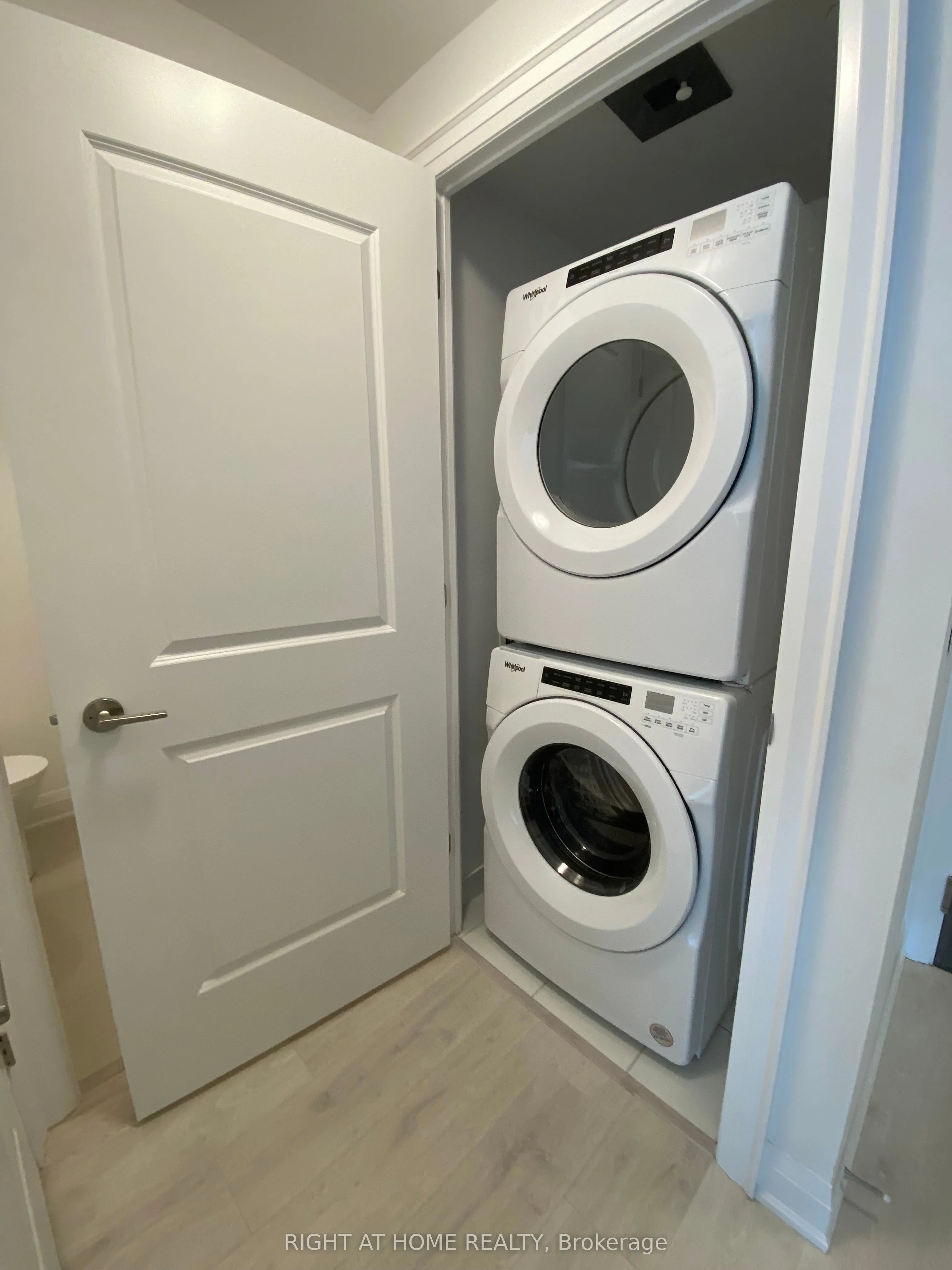 10 Gatineau Drive, #514