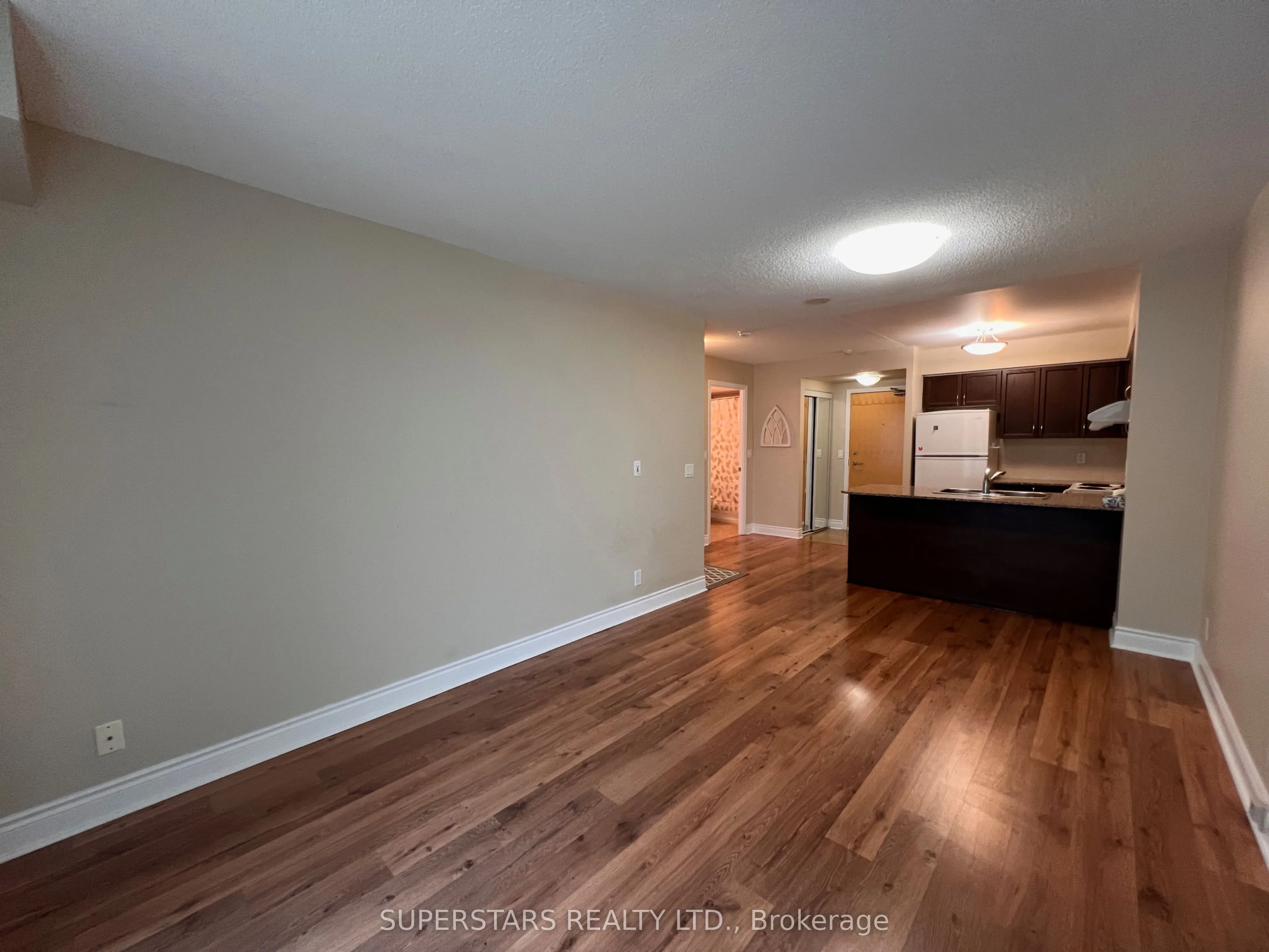 55 South Town Centre Boulevard, #706
