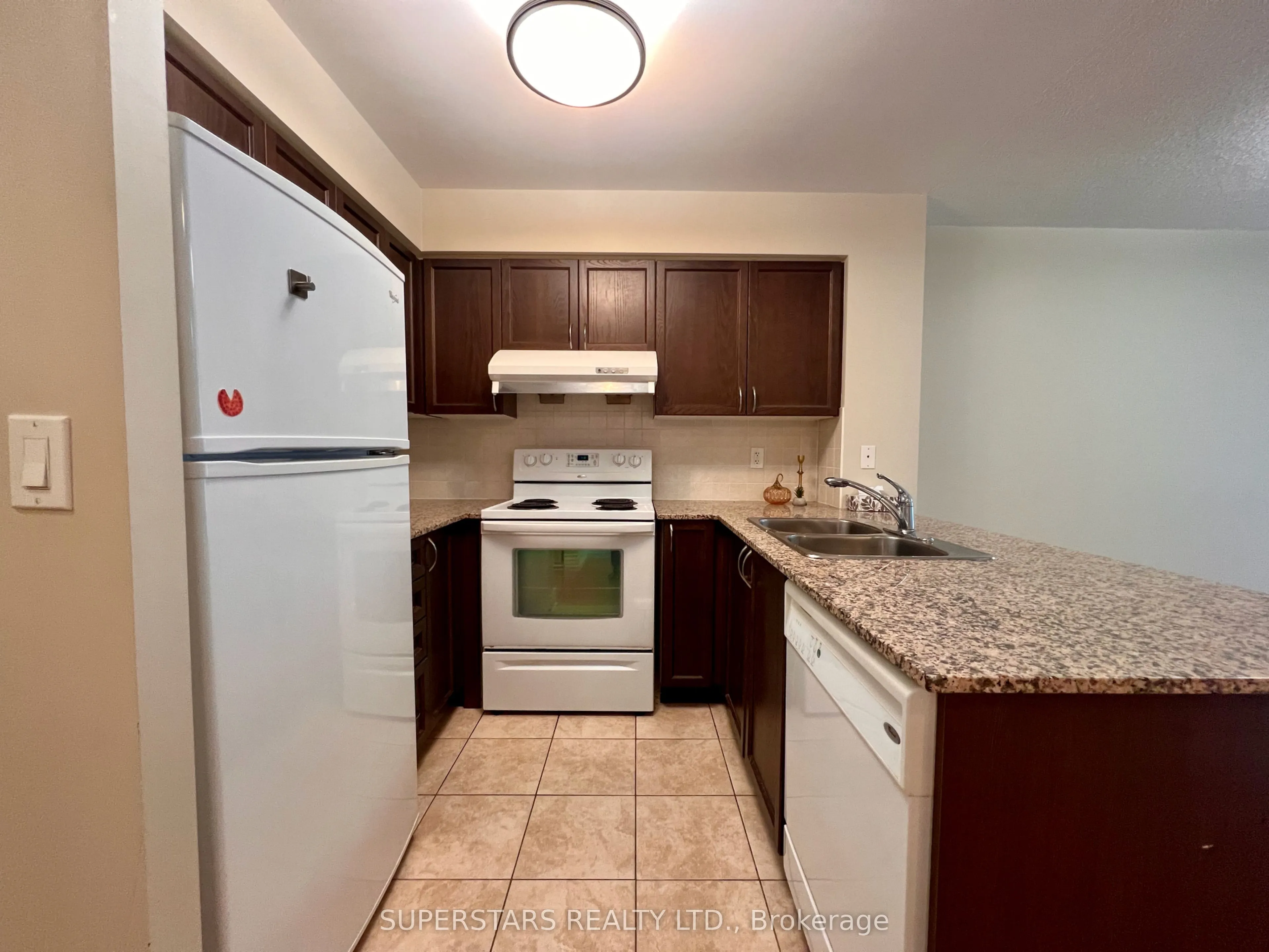 55 South Town Centre Boulevard, #706