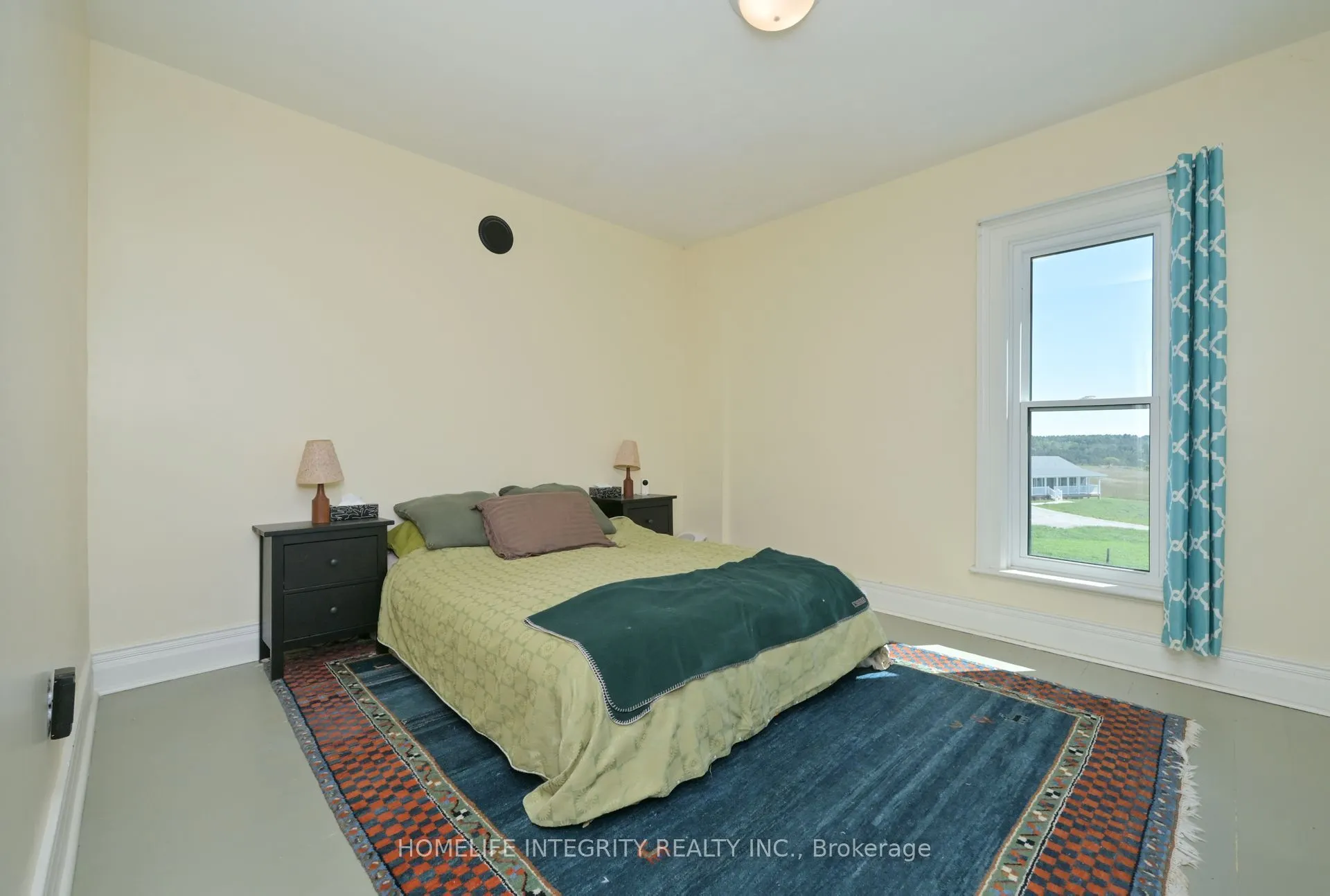 995305 Mono Adjala Townline