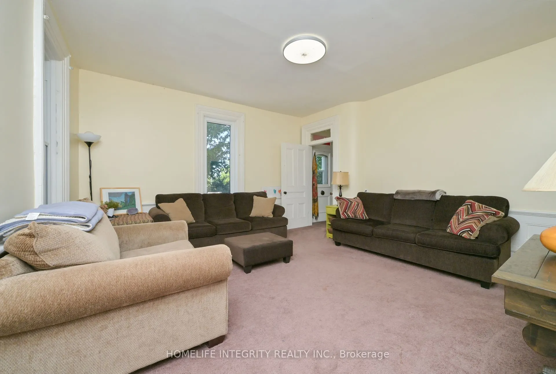 995305 Mono Adjala Townline