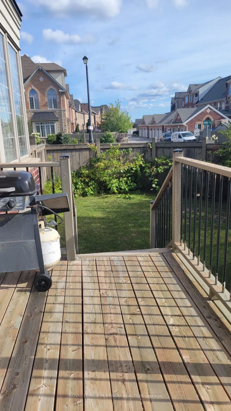 2 Pelee Avenue