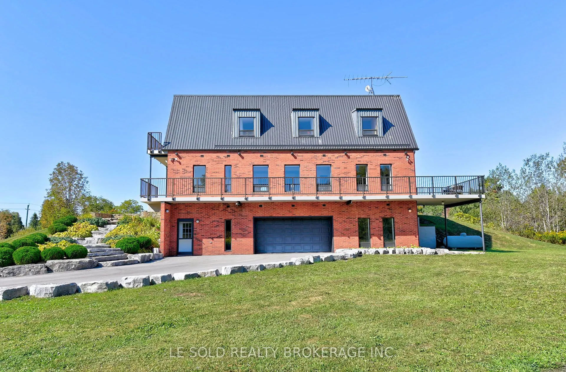 2269 Concession 4
