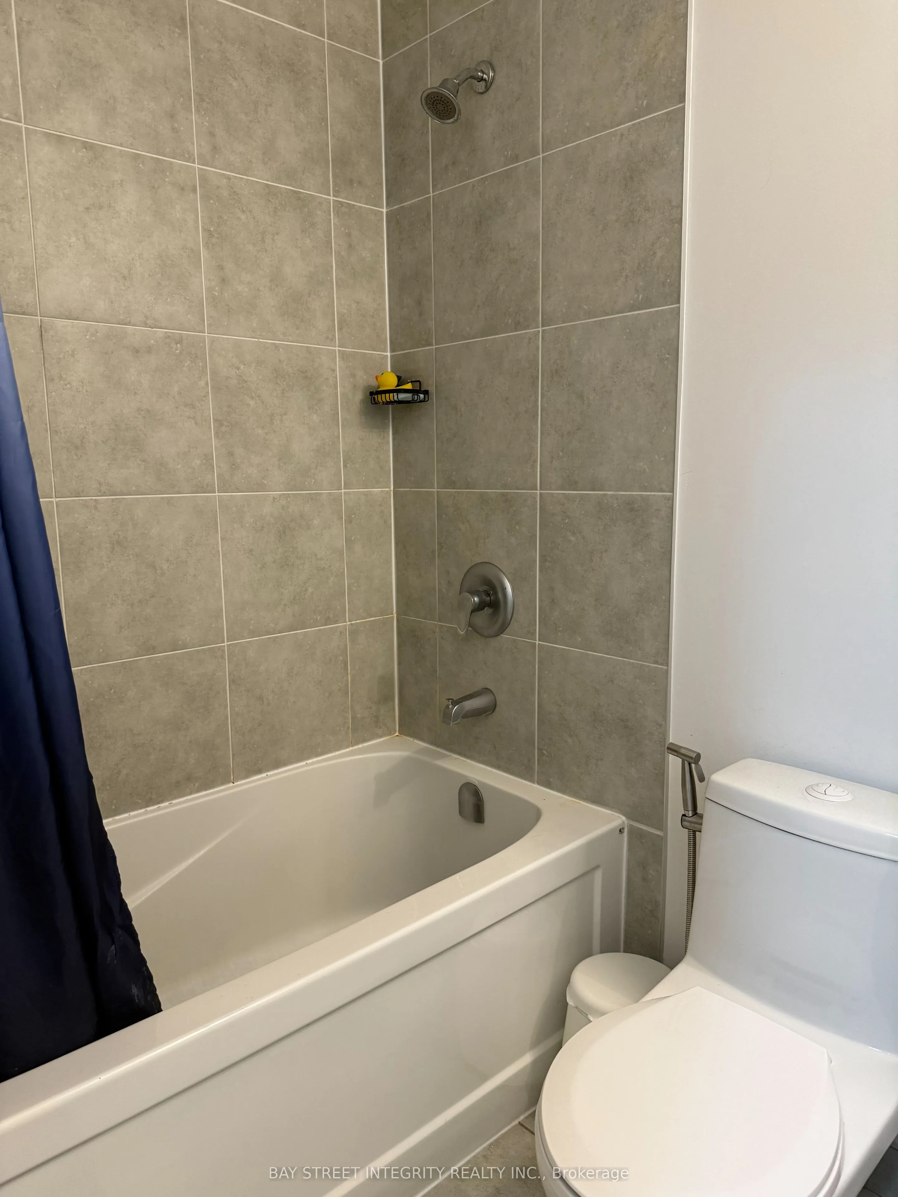 8 Rough Valley Drive W, #906B